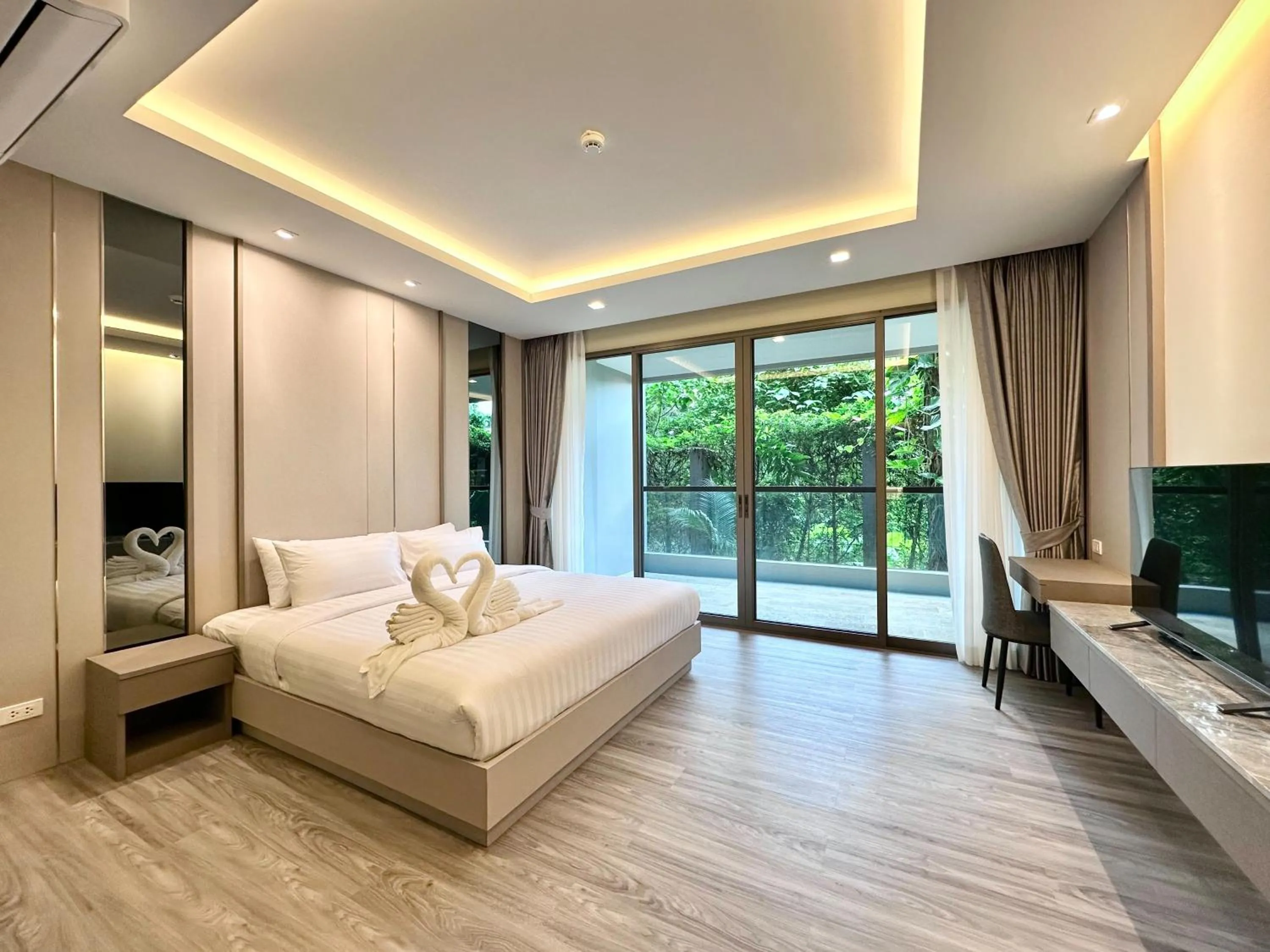 Bed in The Regent Phuket Bangtao Beach