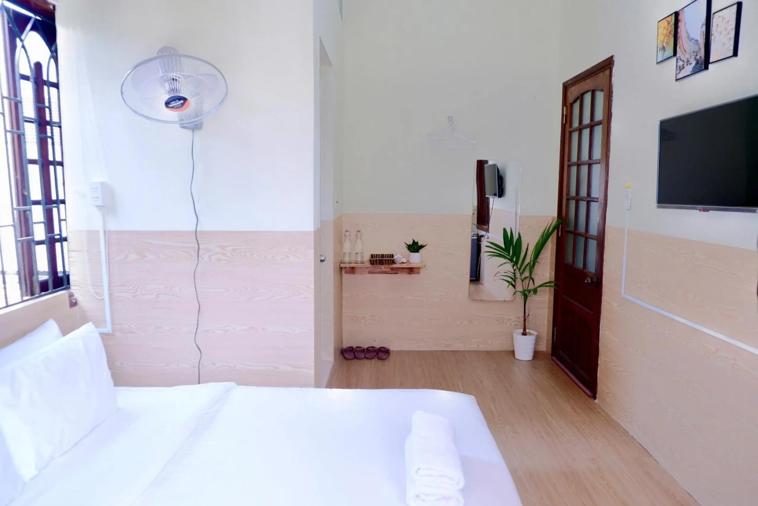 Bed in Hue Ancient Town - Homestay in Hue