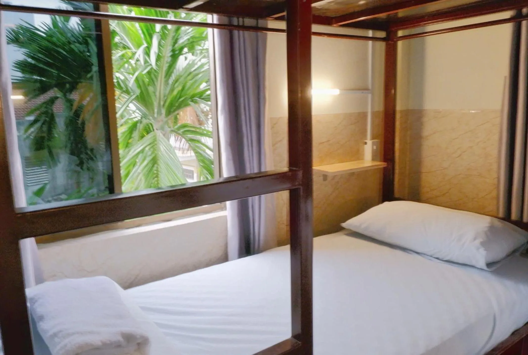 Bed in Hue Ancient Town - Homestay in Hue