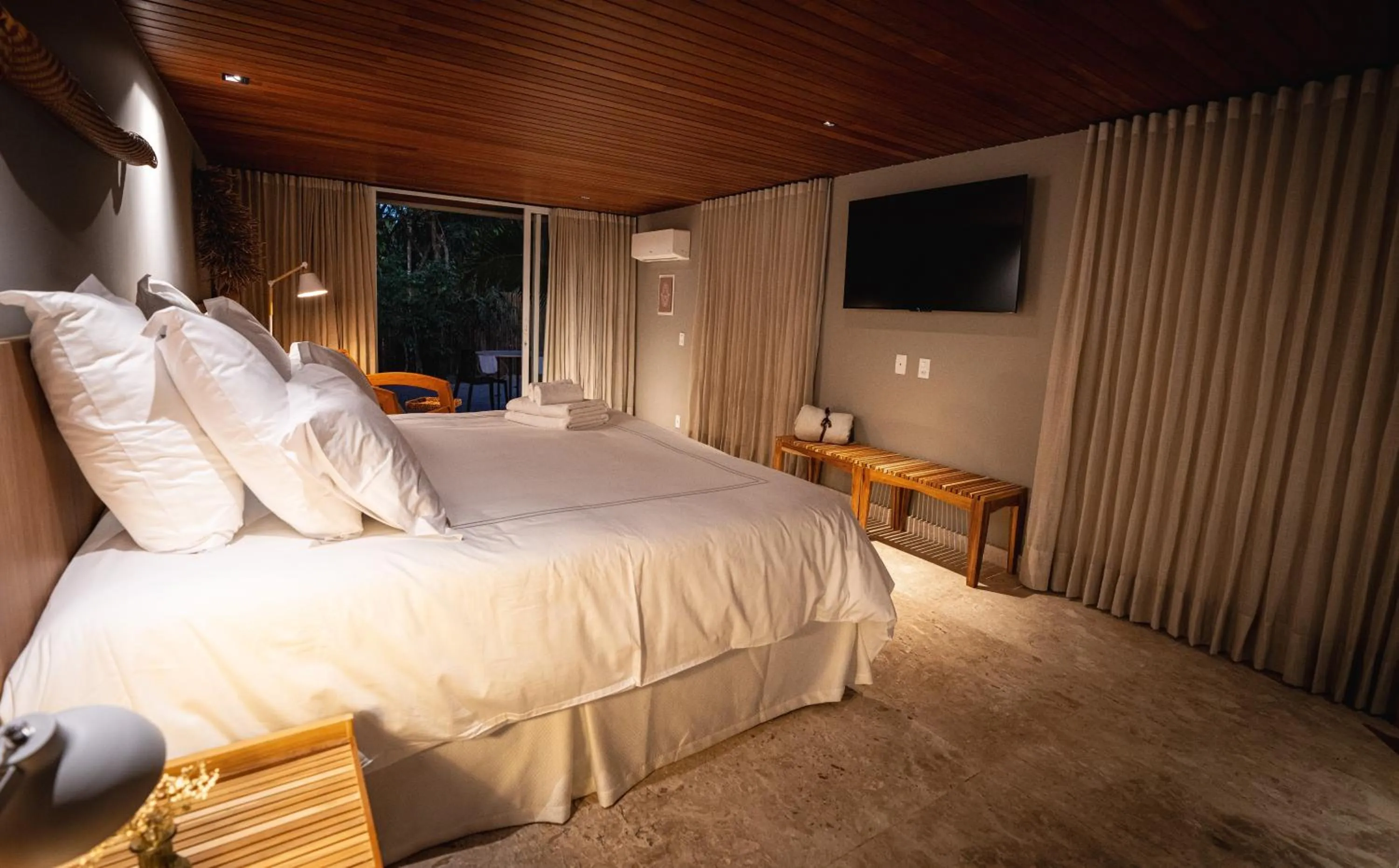 Bedroom, Bed in Amaná Hotel