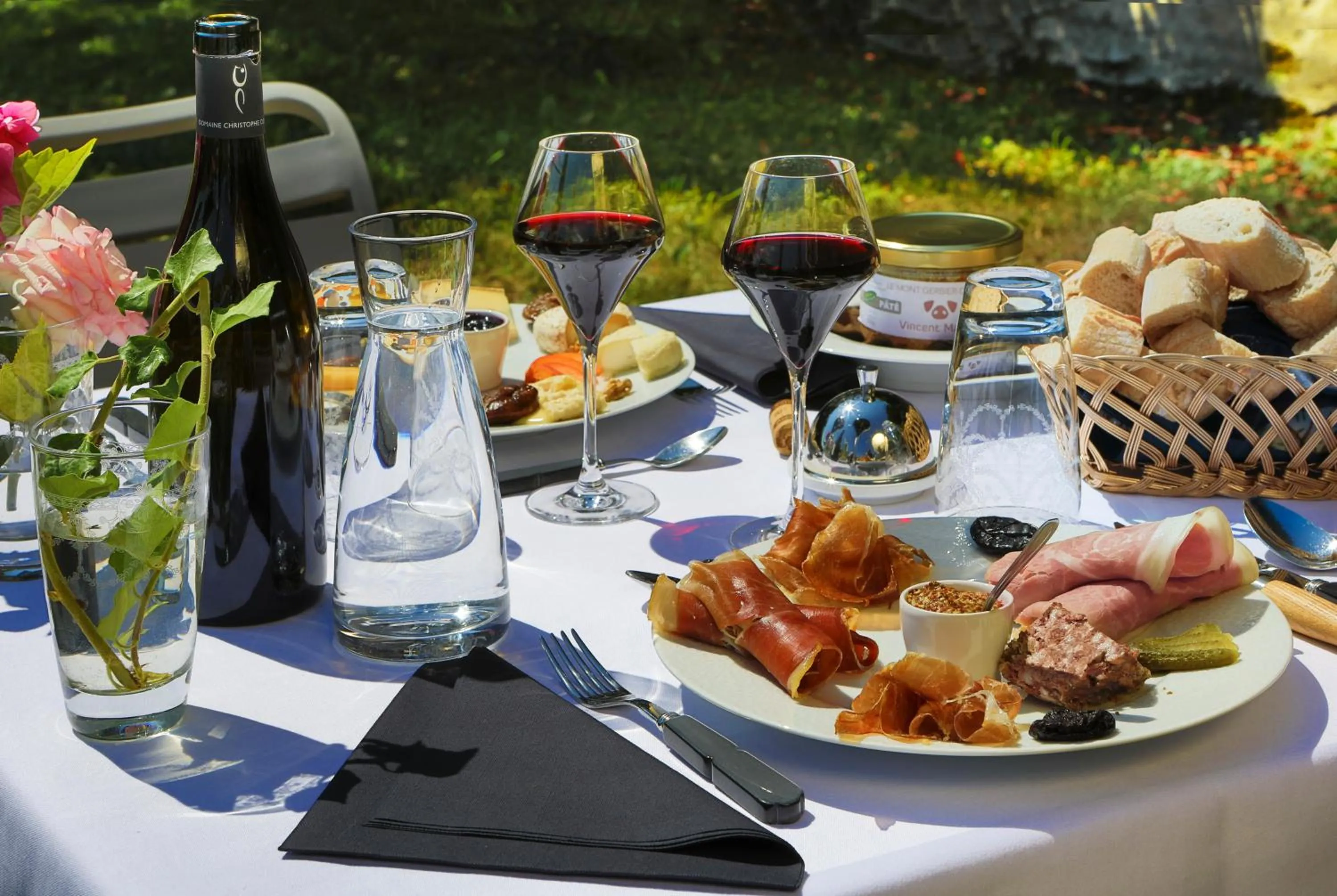 Food and drinks in Hôtel de la Villeon