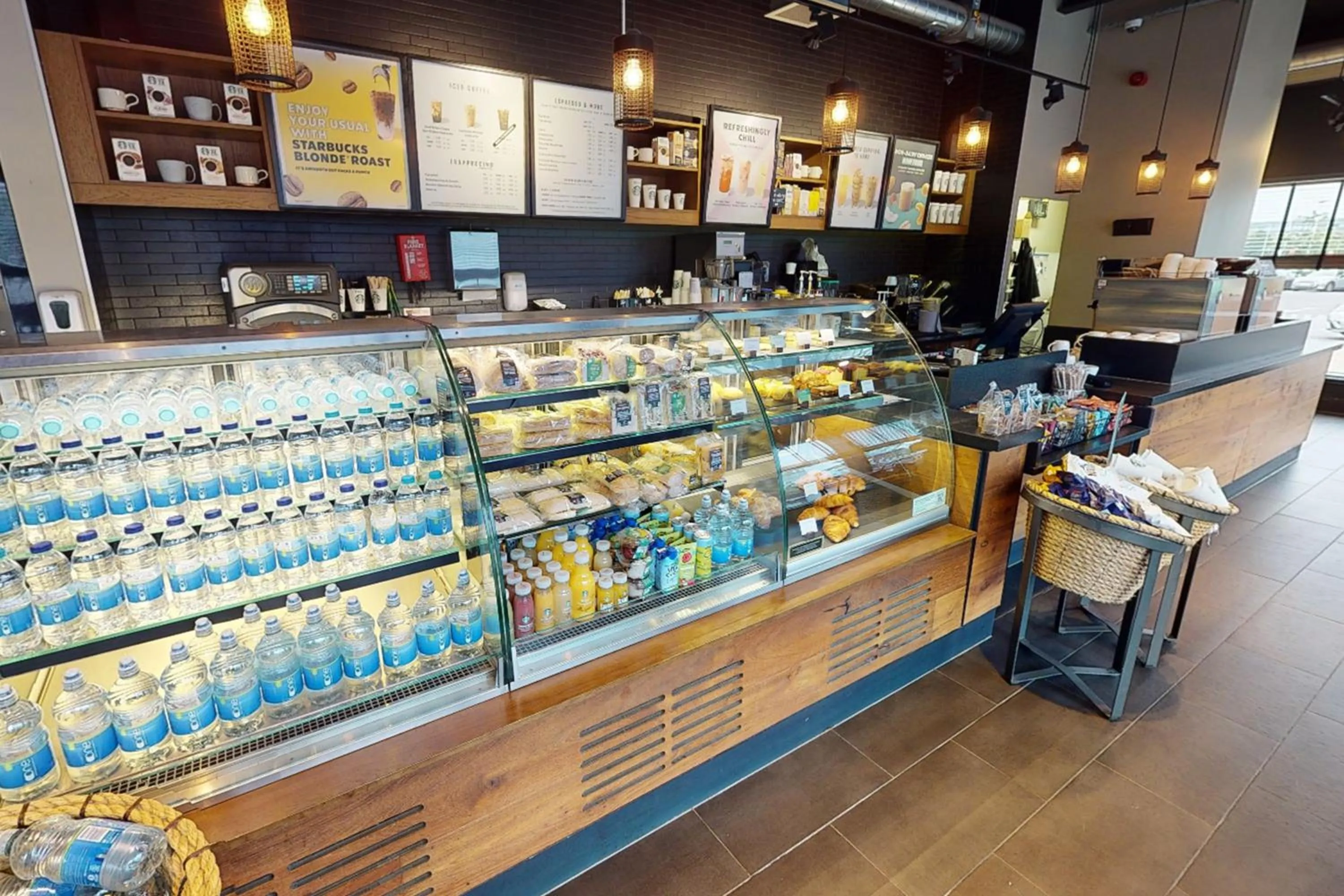 Restaurant/places to eat in Village Hotel Glasgow