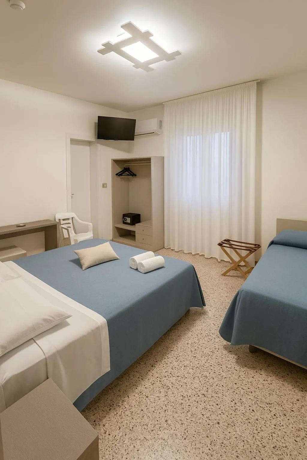 Bedroom, Bed in Hotel Massimo