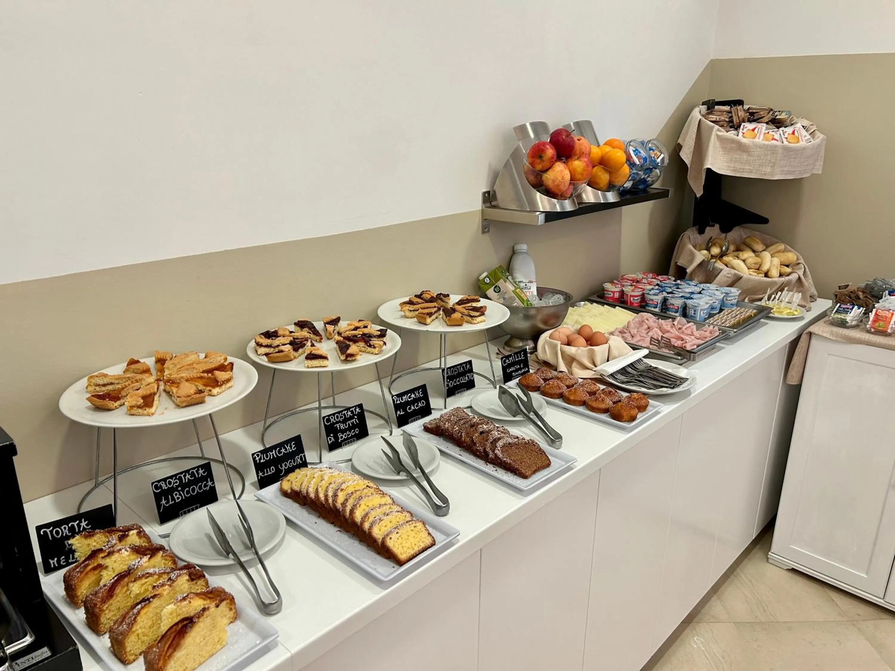 Breakfast in Hotel Massimo