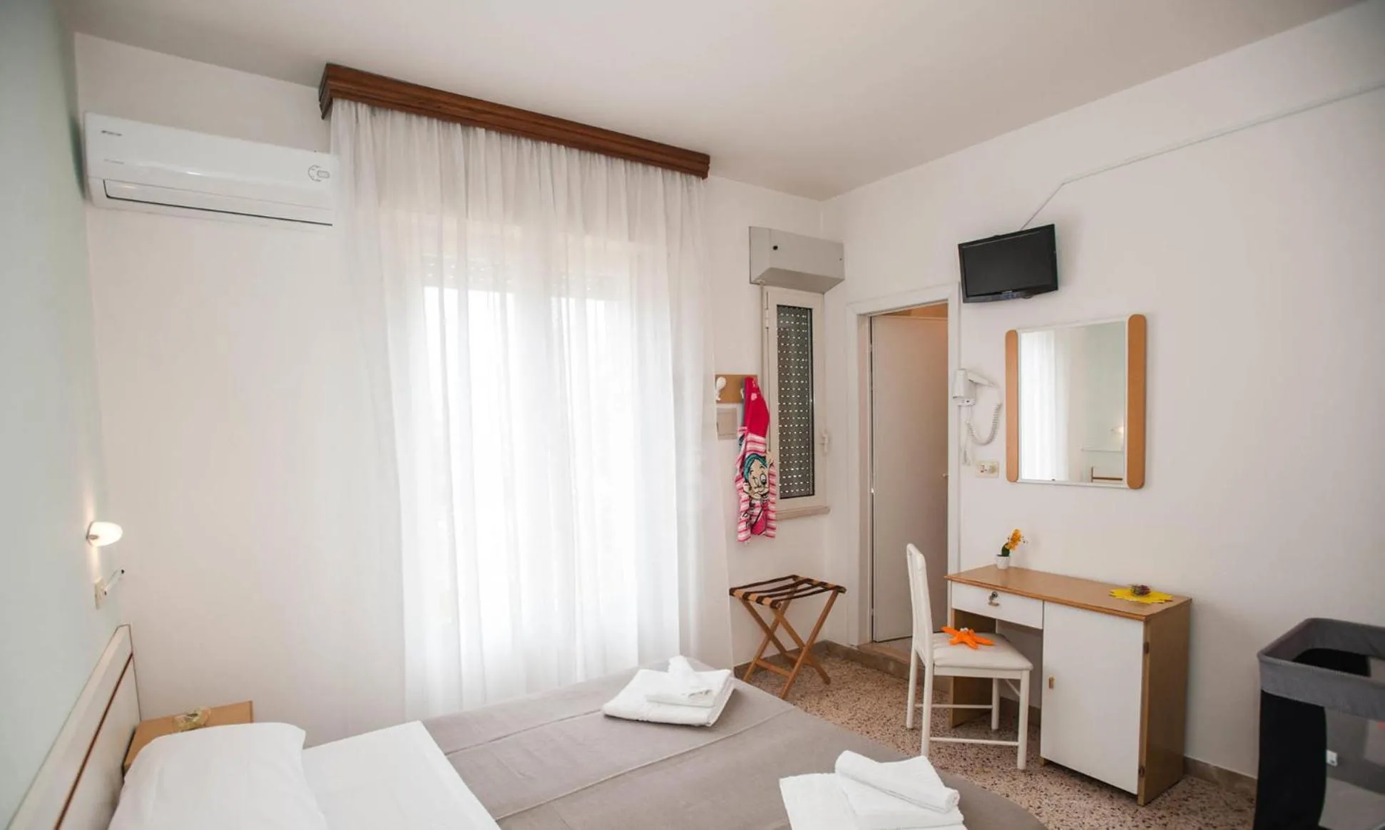 Bedroom, Bed in Hotel Massimo