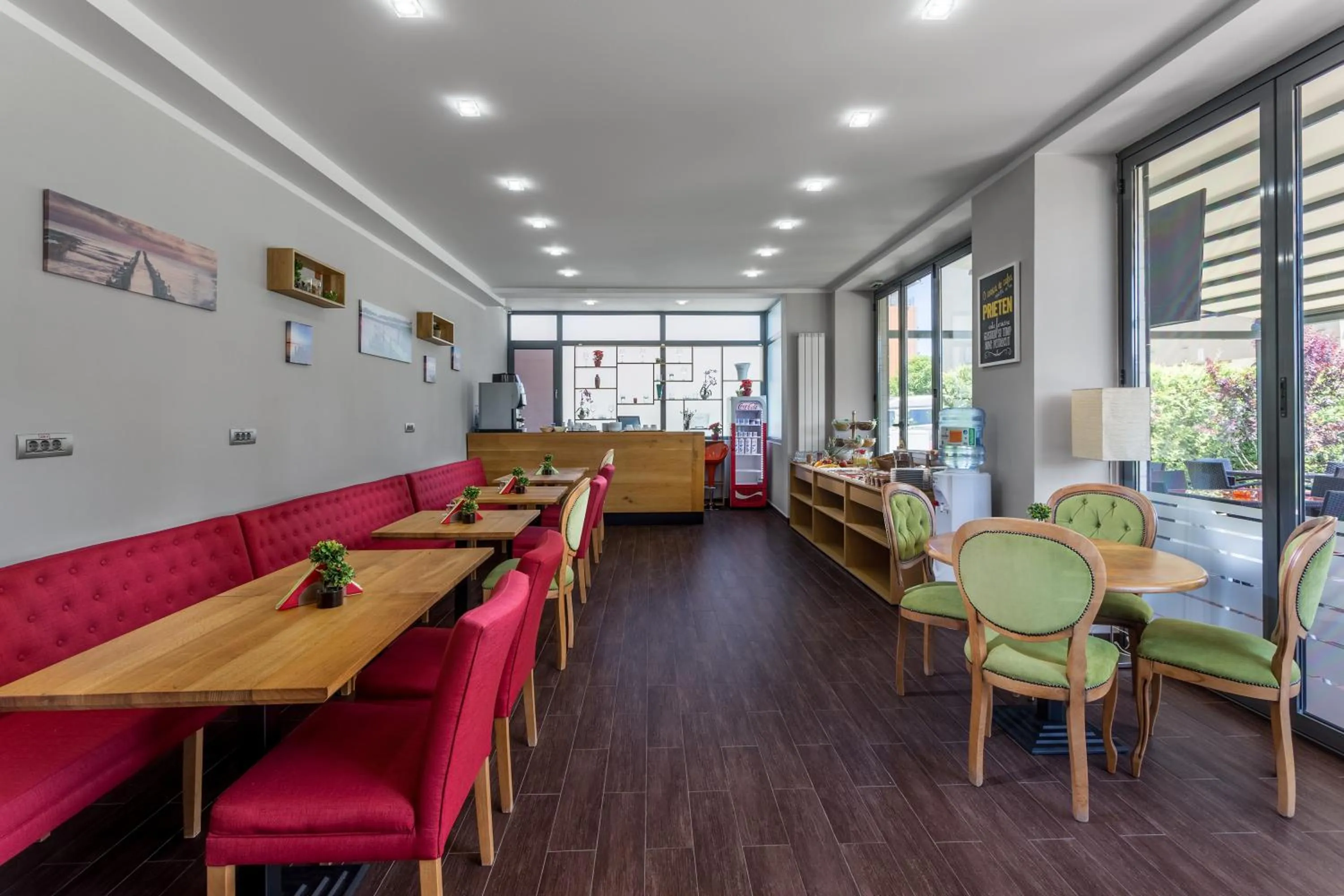 Tomis Garden Apartments Mamaia