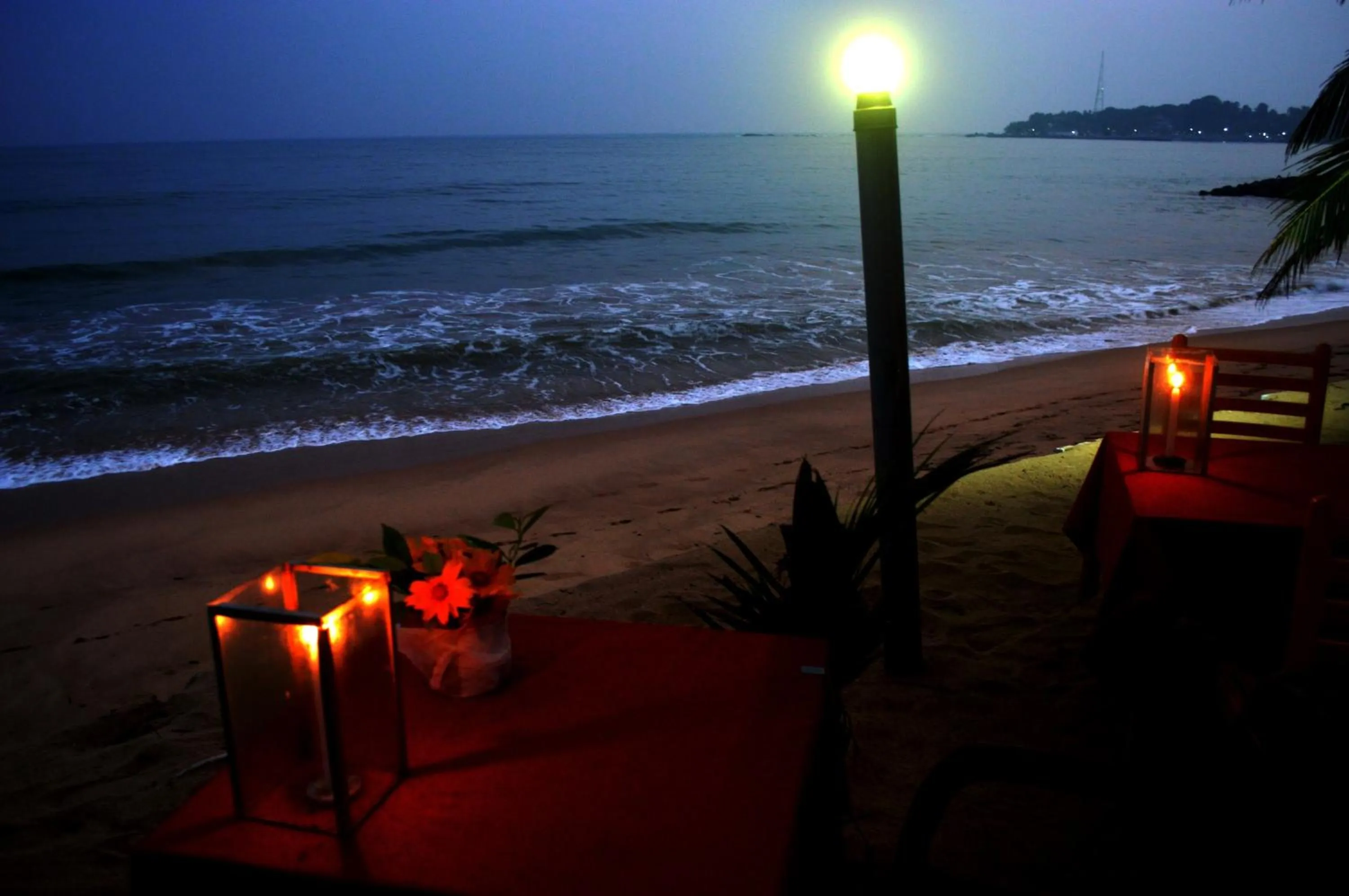 Restaurant/places to eat in Dilena Beach Inn