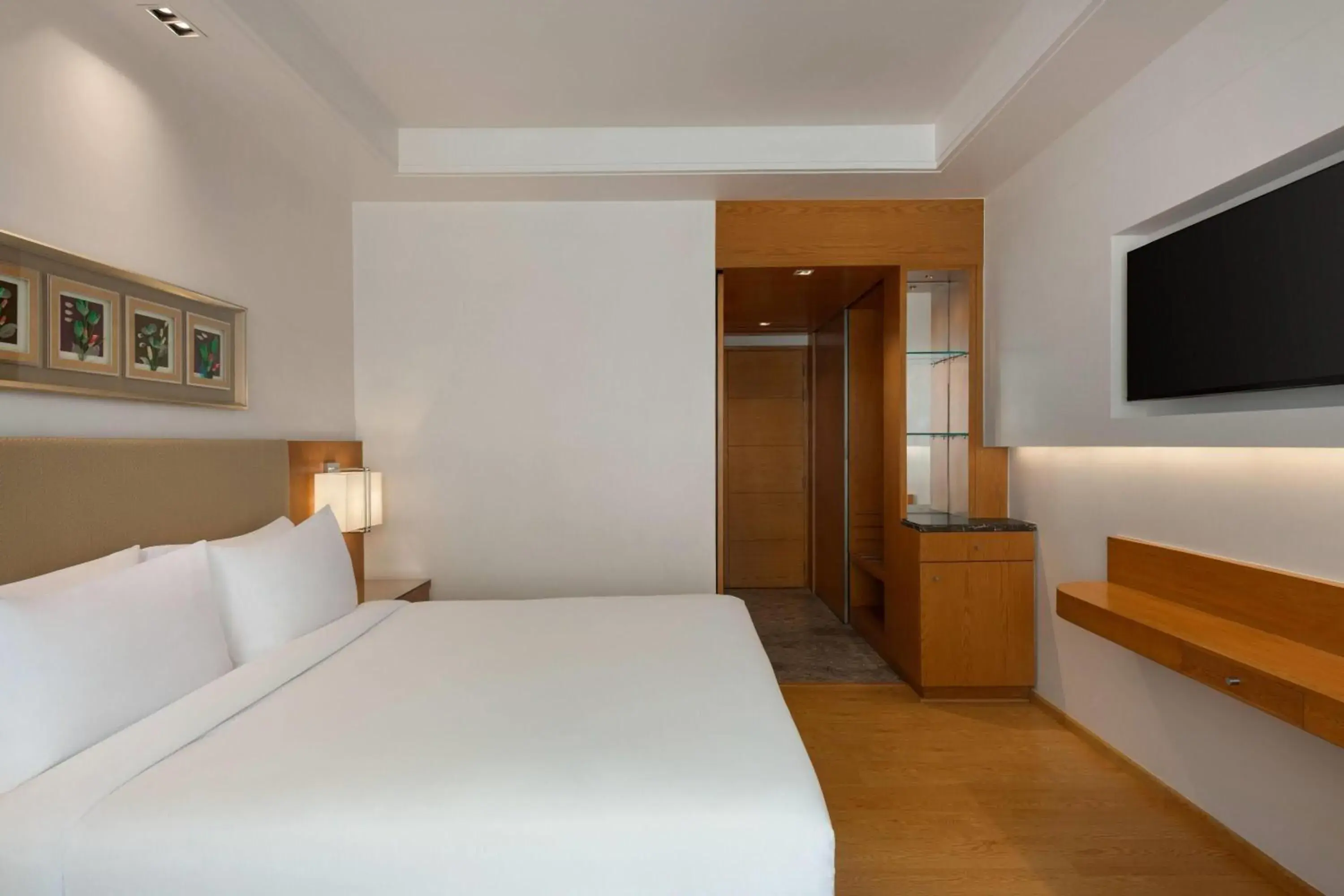 Photo of the whole room, Bed in Ramada by Wyndham Ghaziabad Vasundhara Photo of the whole room, Bed in Ramada by Wyndham Ghaziabad Vasundhara