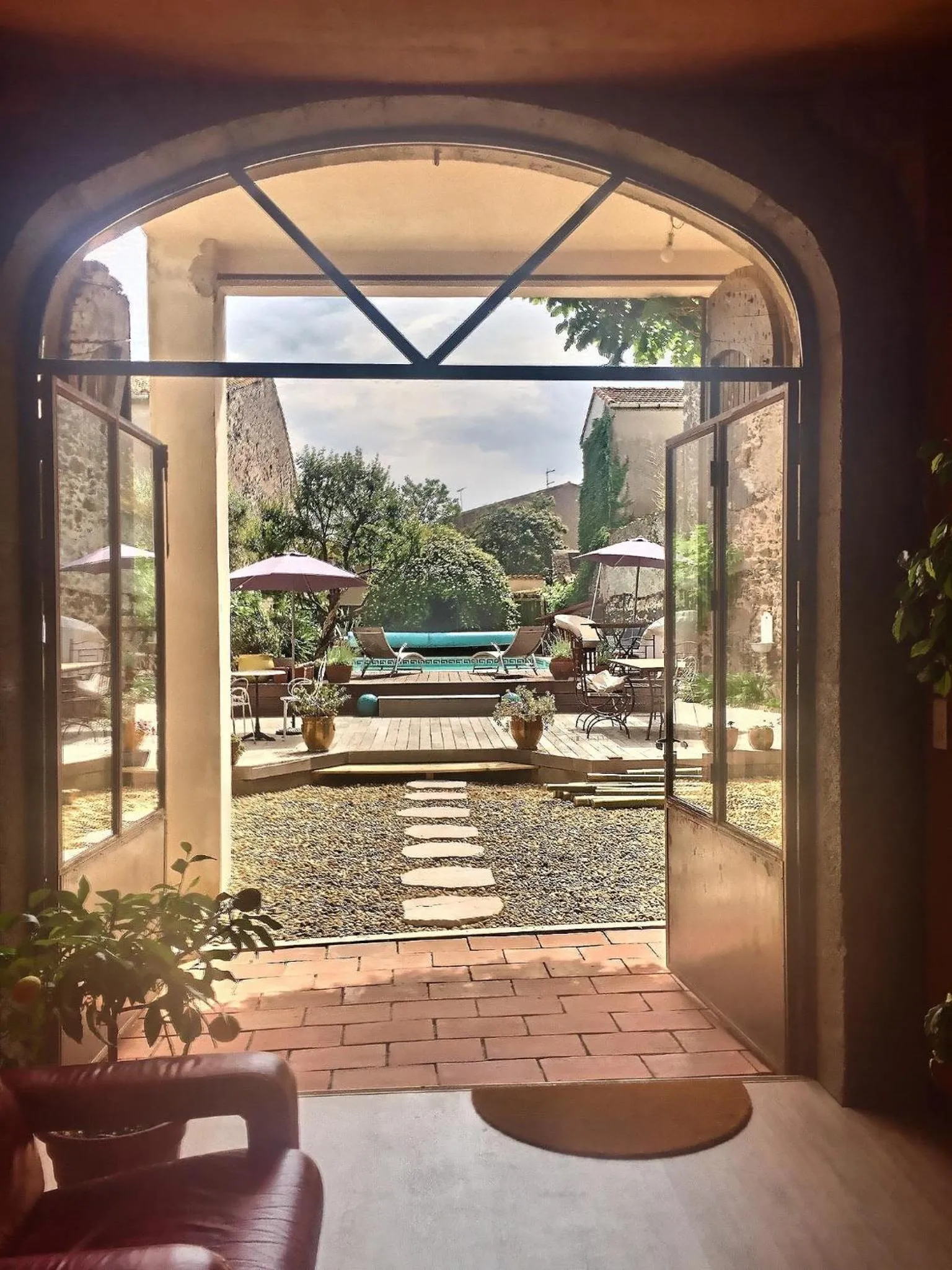 Patio in La Casa Occitane
