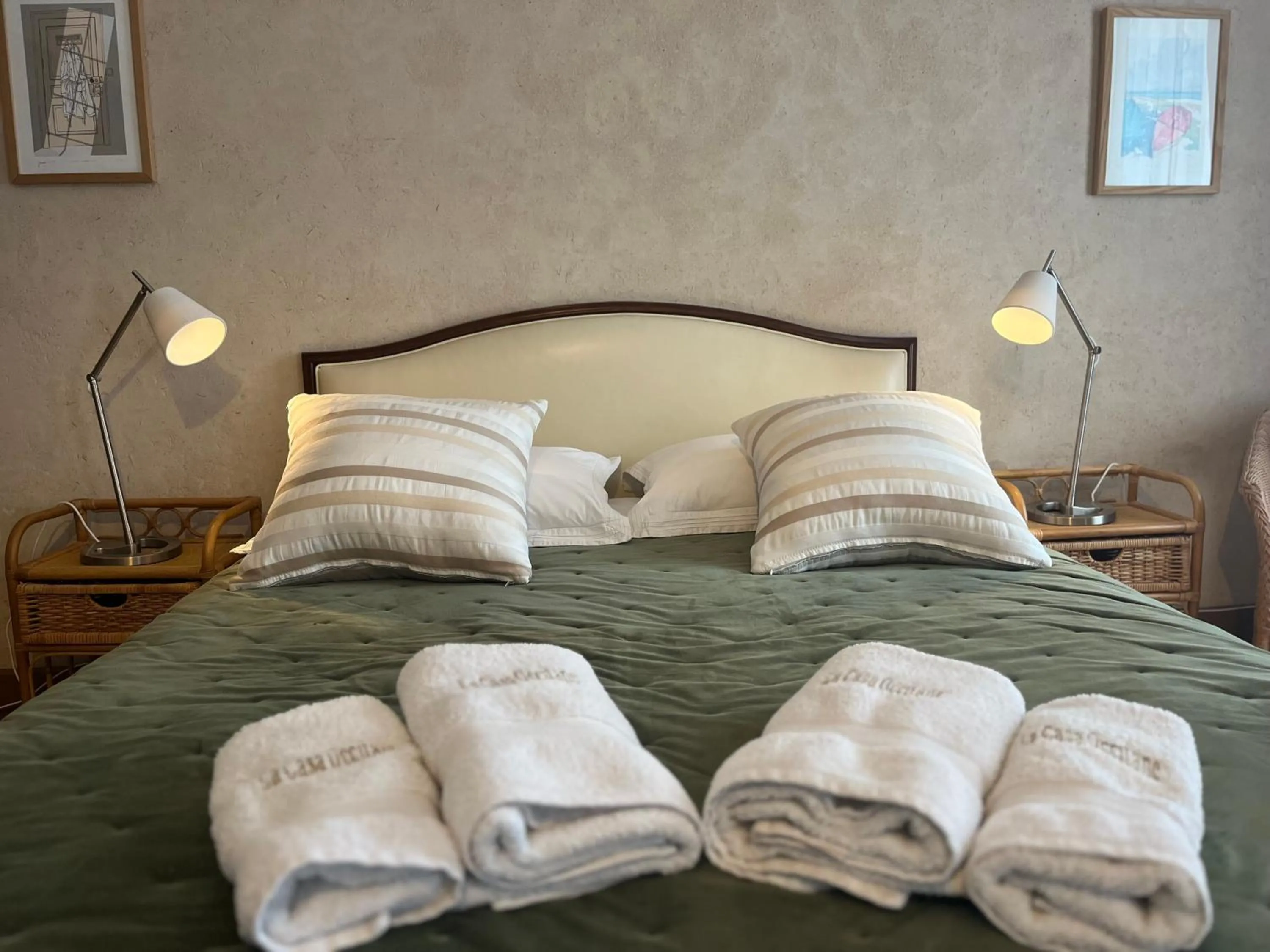 Bed in La Casa Occitane