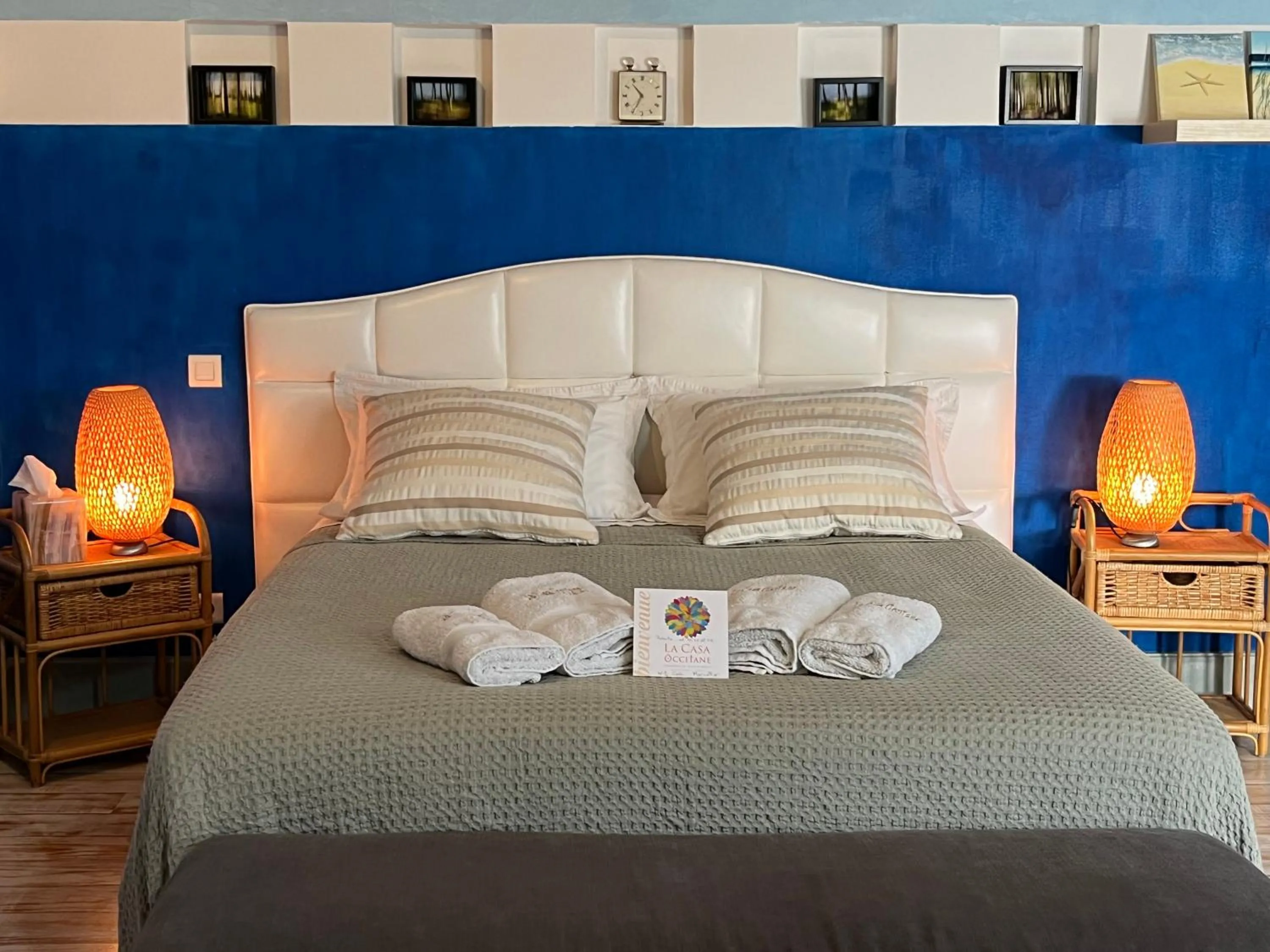 Bed in La Casa Occitane