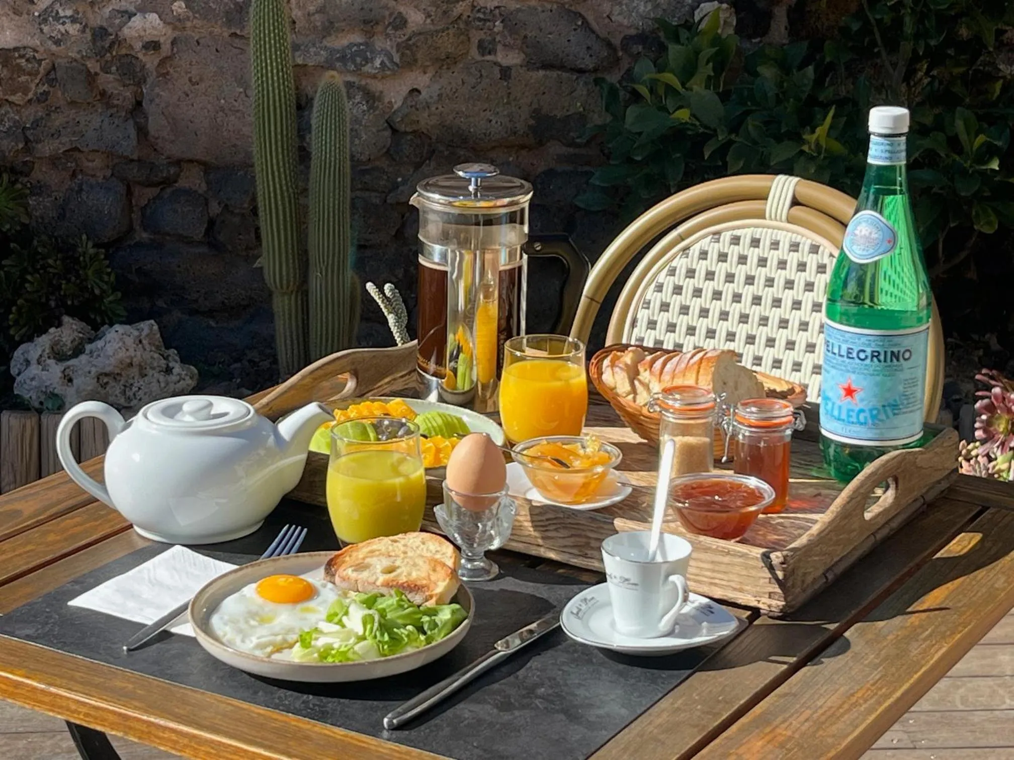 Breakfast in La Casa Occitane