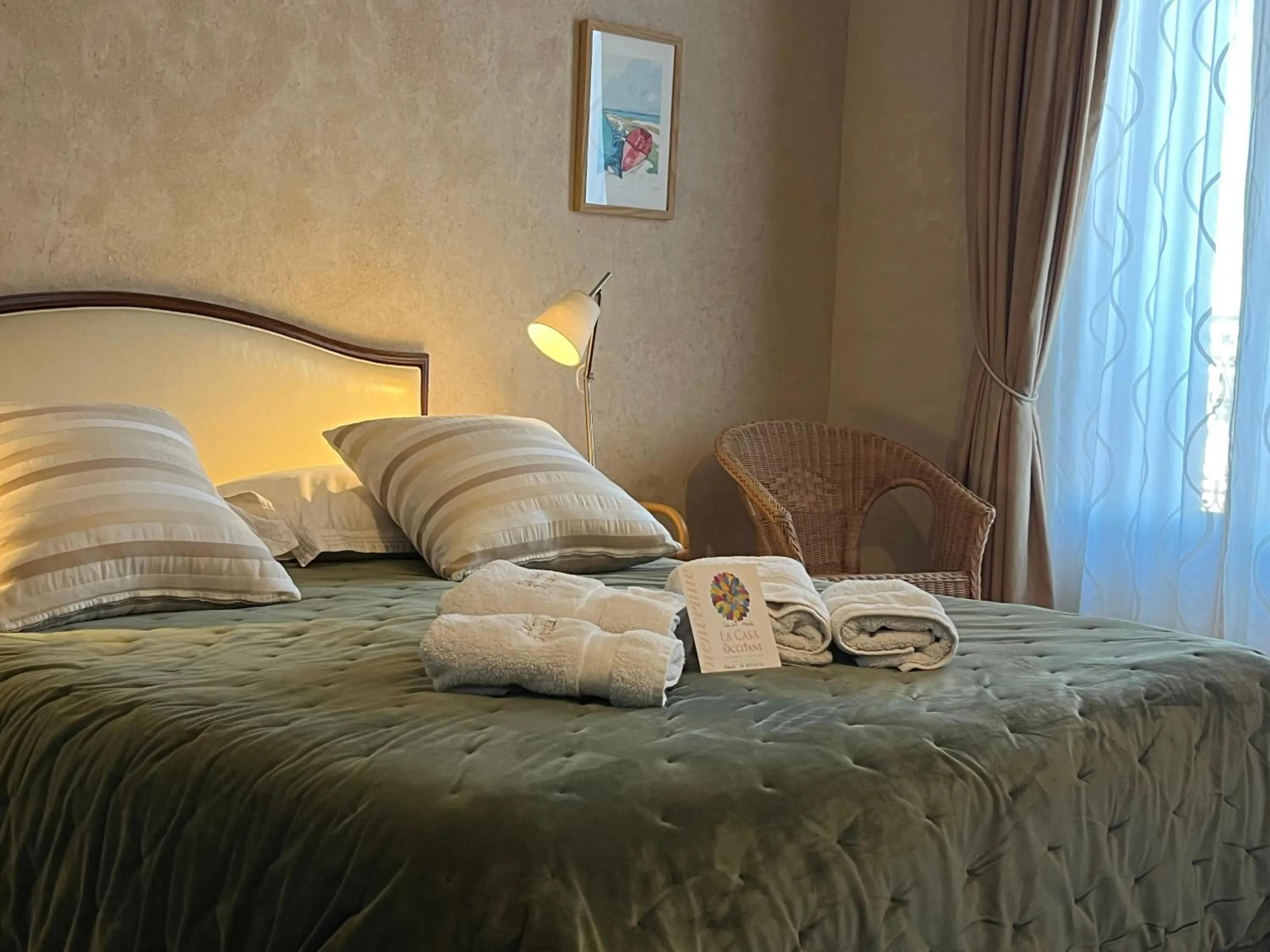 Bed in La Casa Occitane