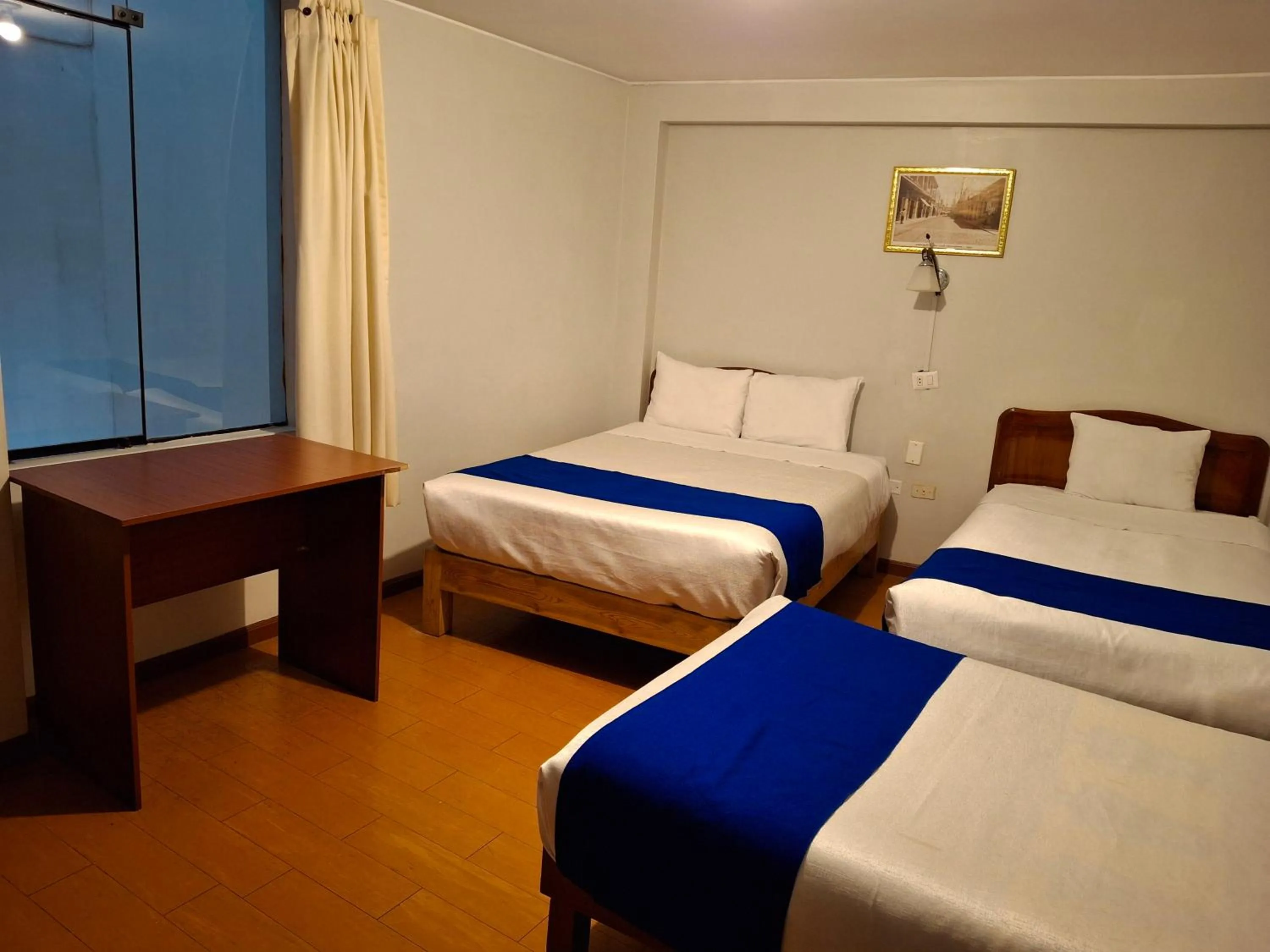 Photo of the whole room, Bed in Hotel Sideral AQP