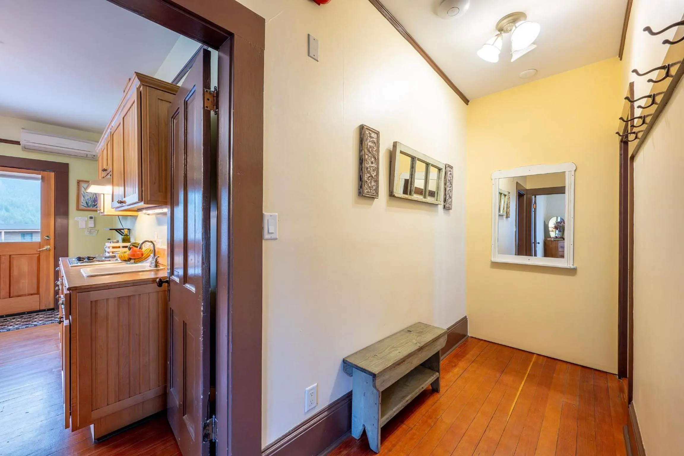 Facade/entrance in Victoria Falls House Inn