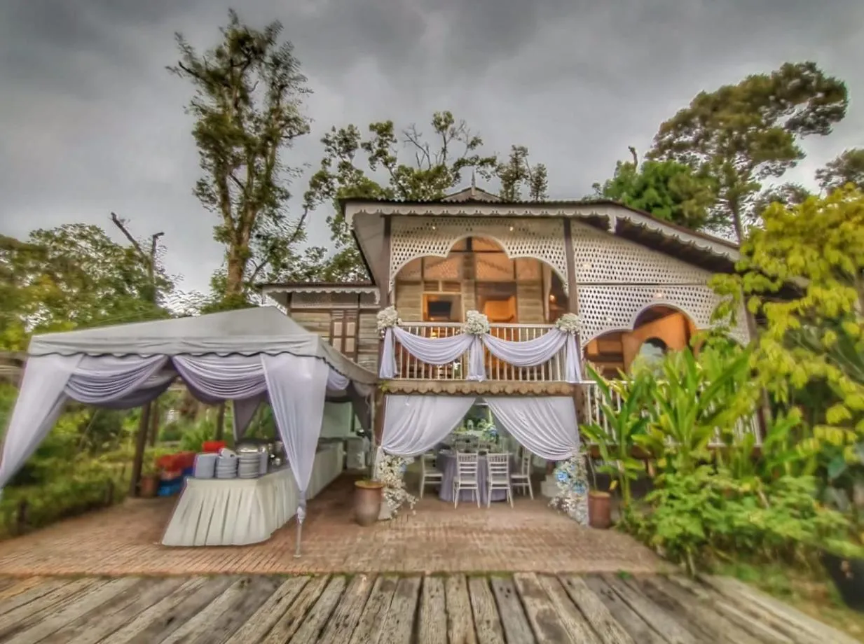 wedding in Bagas Zakariah Orchard Lodge