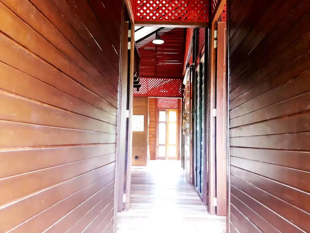 Day in Bagas Zakariah Orchard Lodge