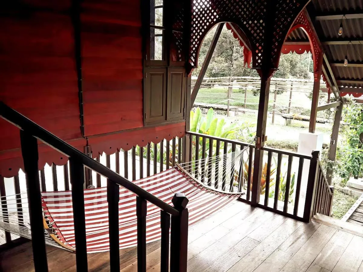 Patio in Bagas Zakariah Orchard Lodge