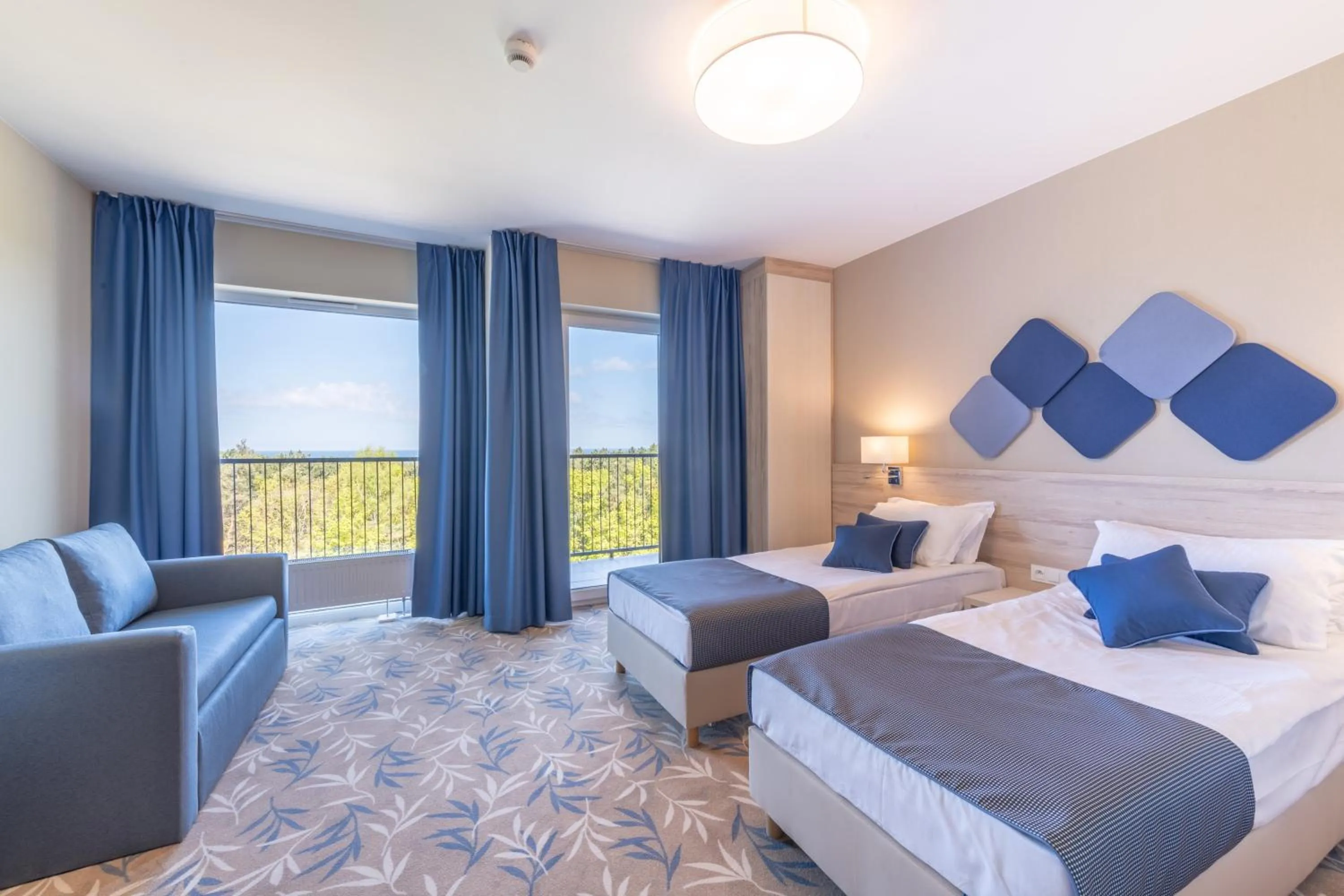 Bed in Blue Marine Mielno