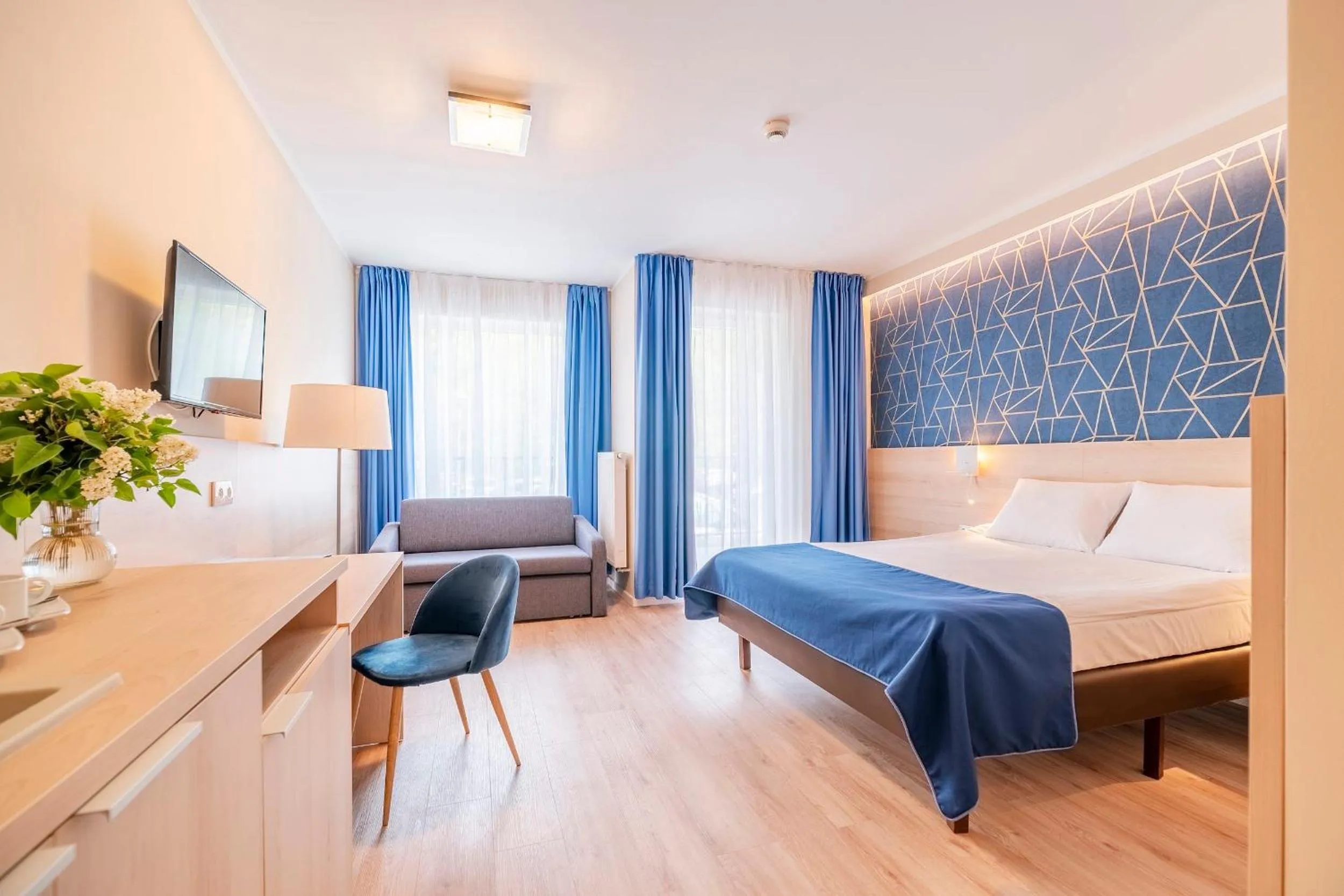 Bed in Blue Marine Mielno