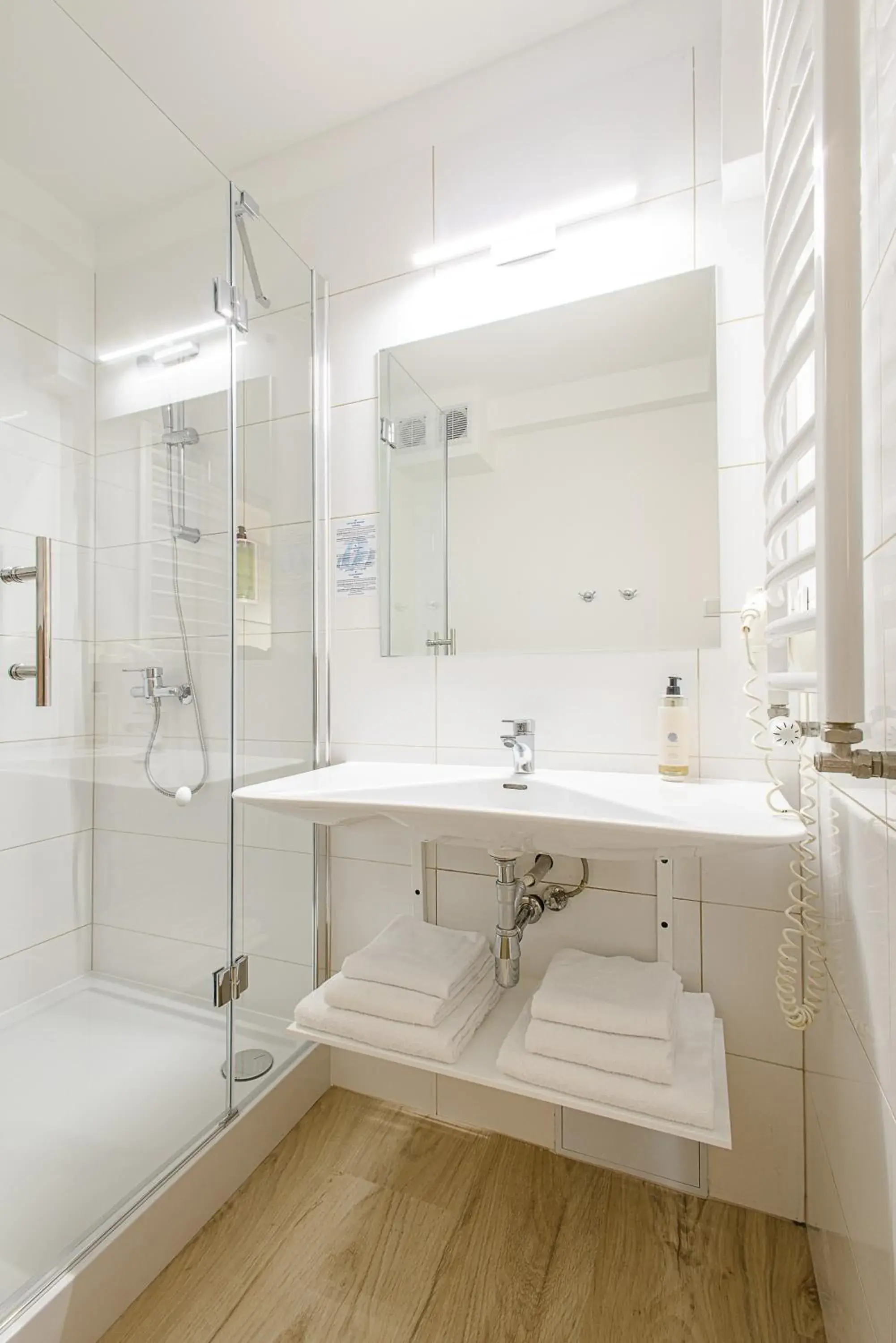 Standard Twin Room in Blue Marine Mielno Standard Twin Room in Blue Marine Mielno