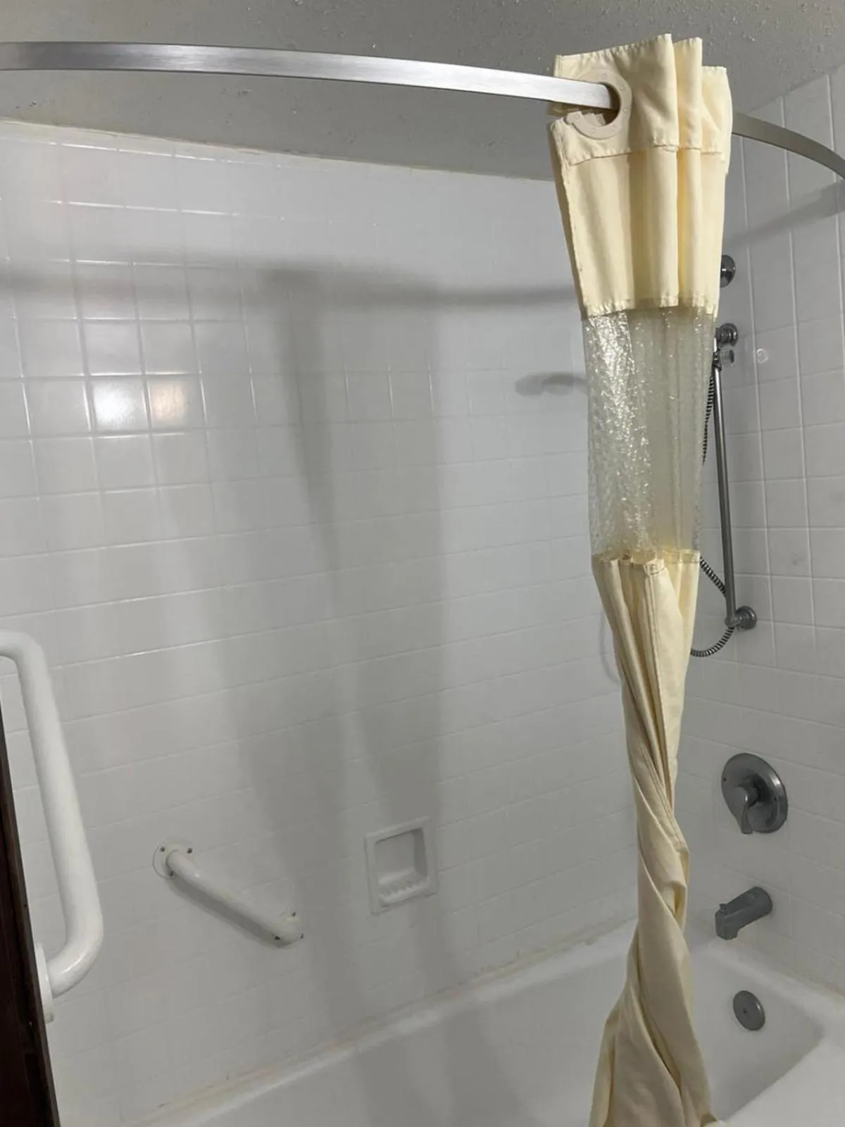 acessibility in Blue Way Inn & Suites La Crosse