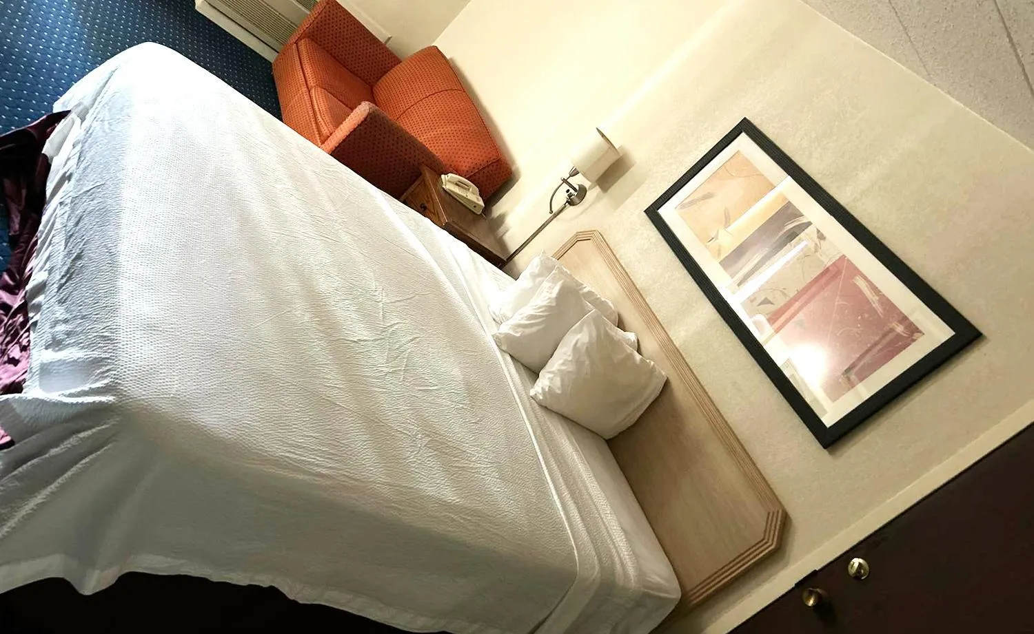 Bedroom, Bed in Blue Way Inn & Suites La Crosse