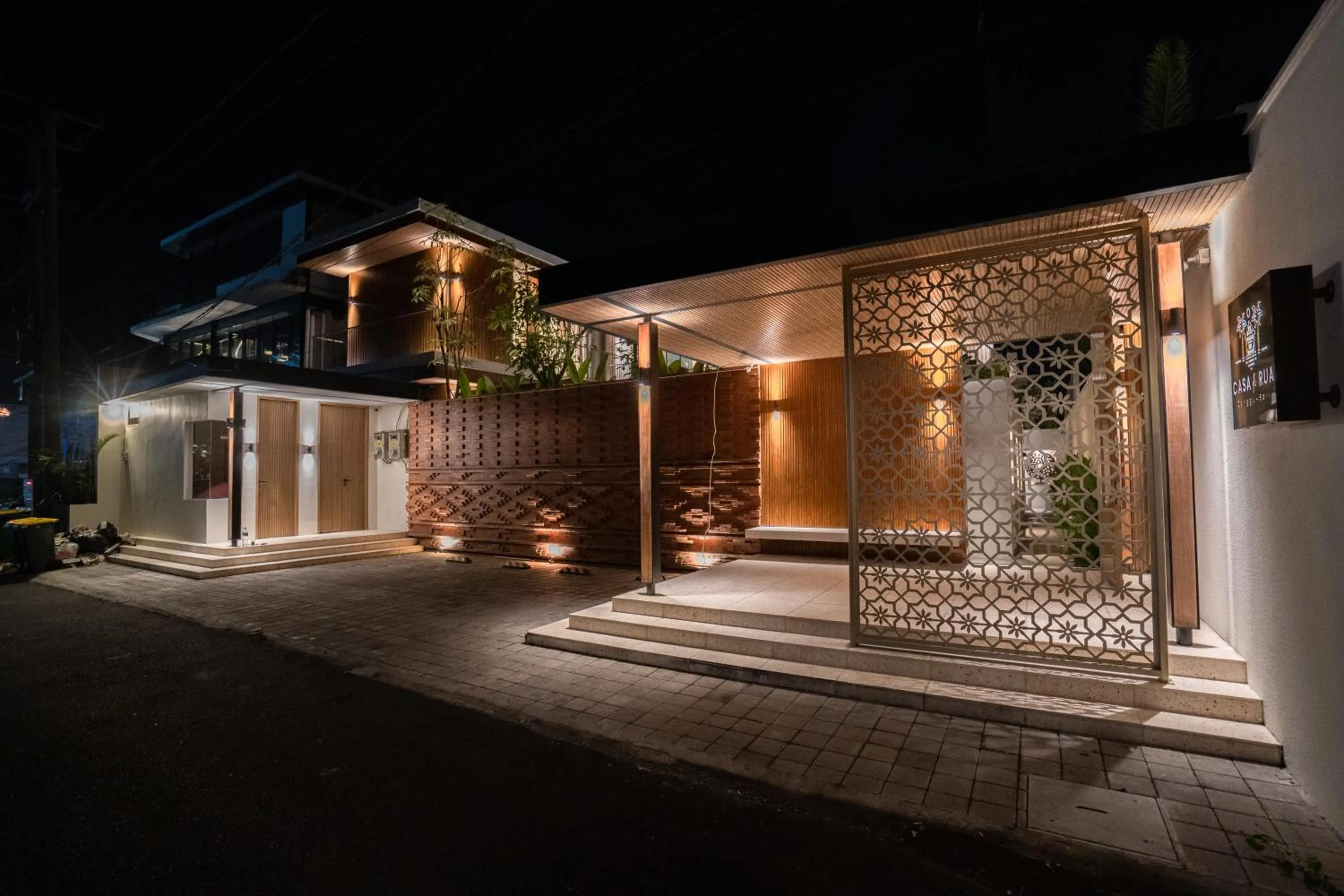 Facade/entrance in Casa de Rua Villas