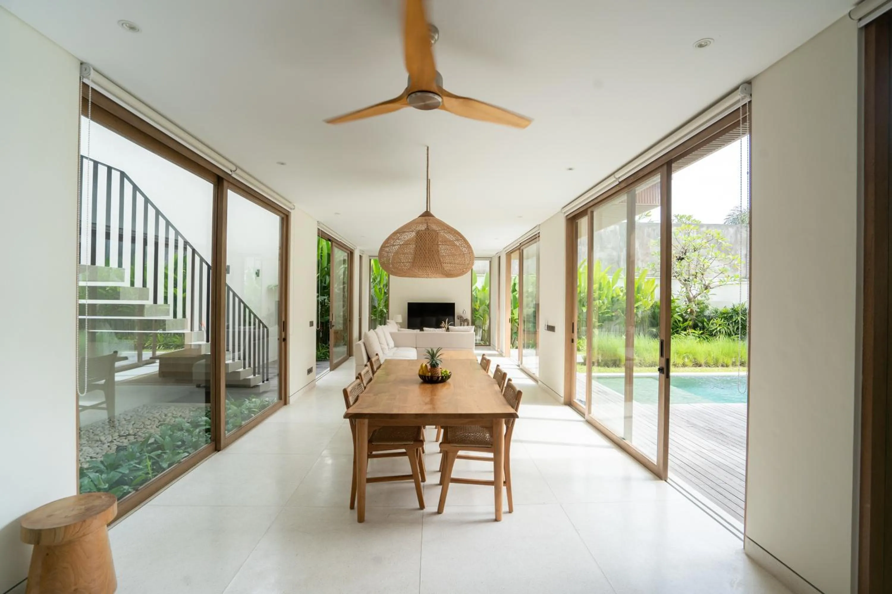 Dining area in Casa de Rua Villas