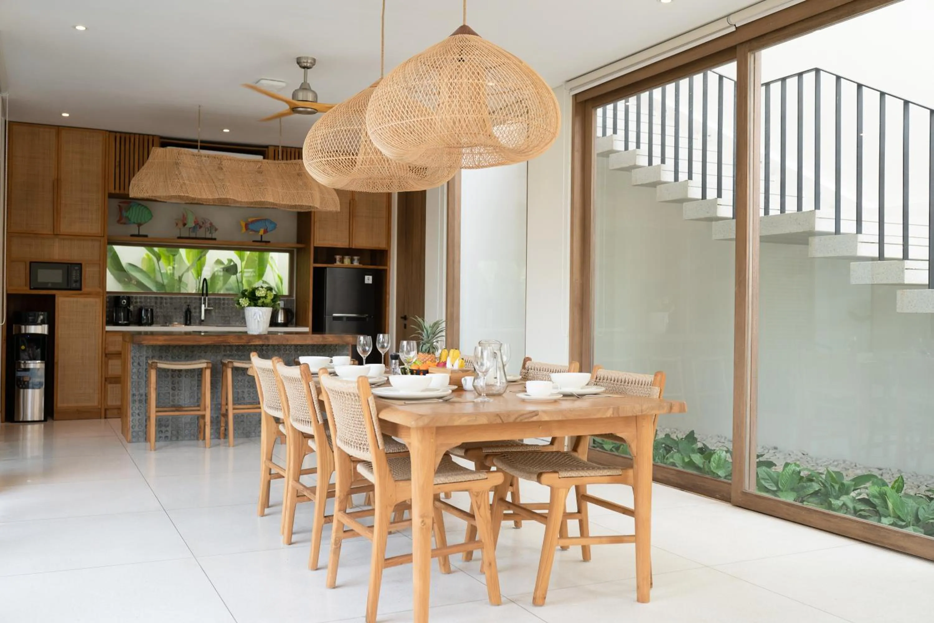 Dining area in Casa de Rua Villas
