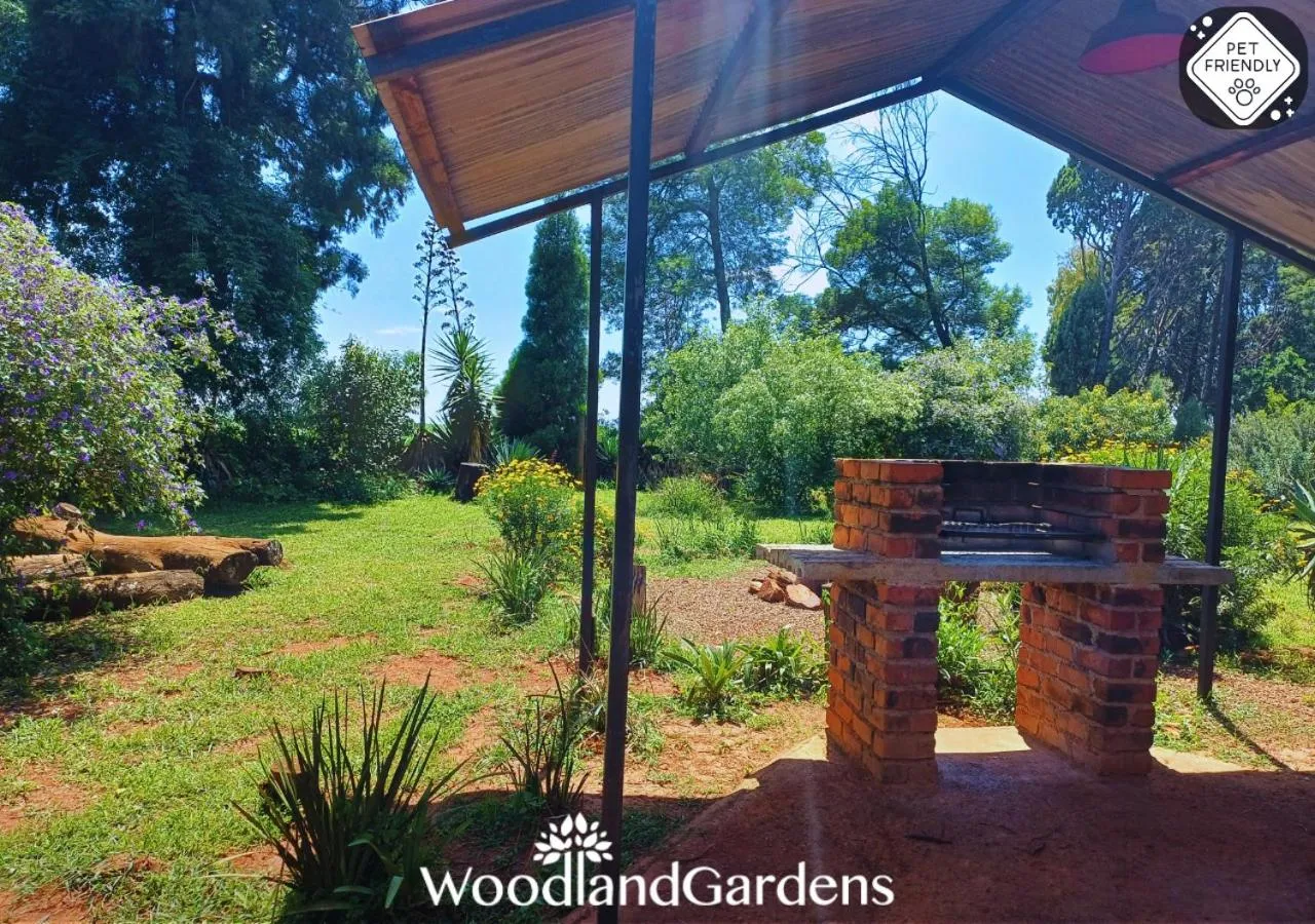 BBQ facilities in Woodland Gardens Self catering Pet Friendly Lodge