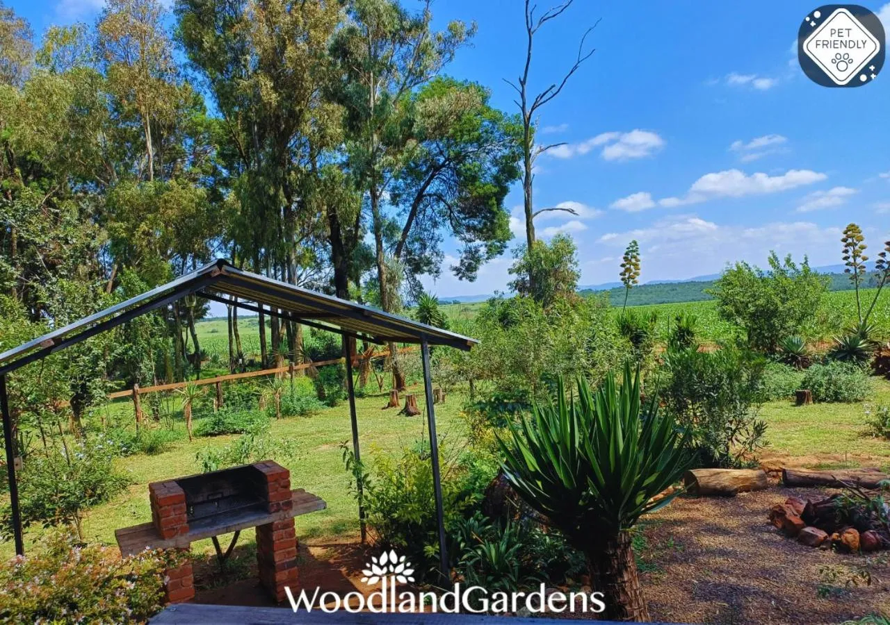 BBQ facilities in Woodland Gardens Self catering Pet Friendly Lodge