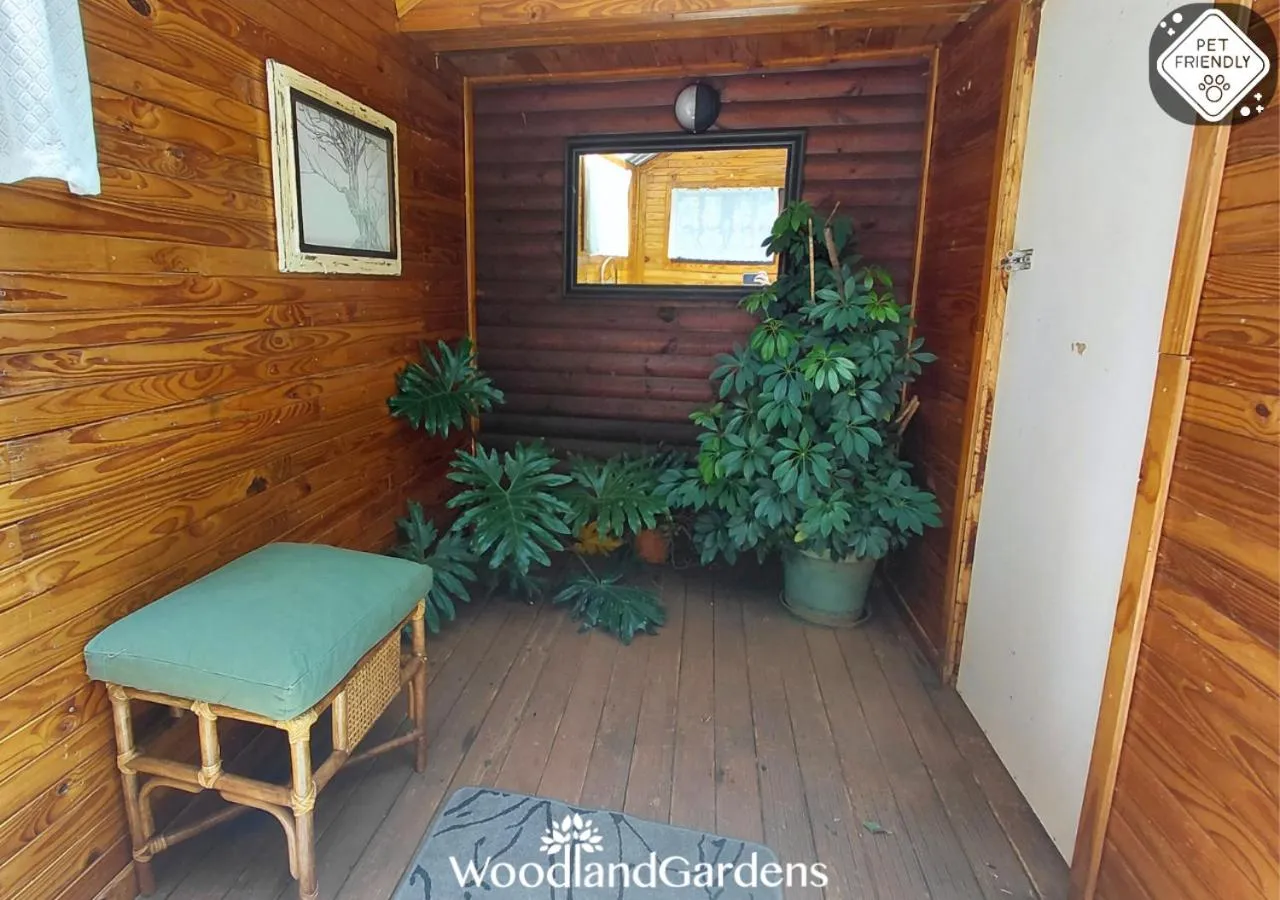 Bathroom in Woodland Gardens Self catering Pet Friendly Lodge