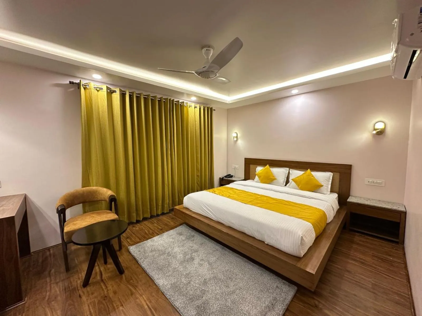 Bedroom, Bed in Luxe Haven Residency