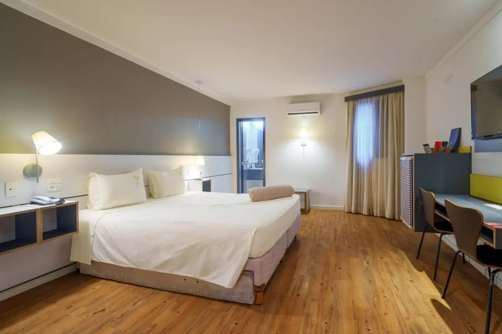 Bed in Uniclass Hotel Pinheiros Bed in Uniclass Hotel Pinheiros