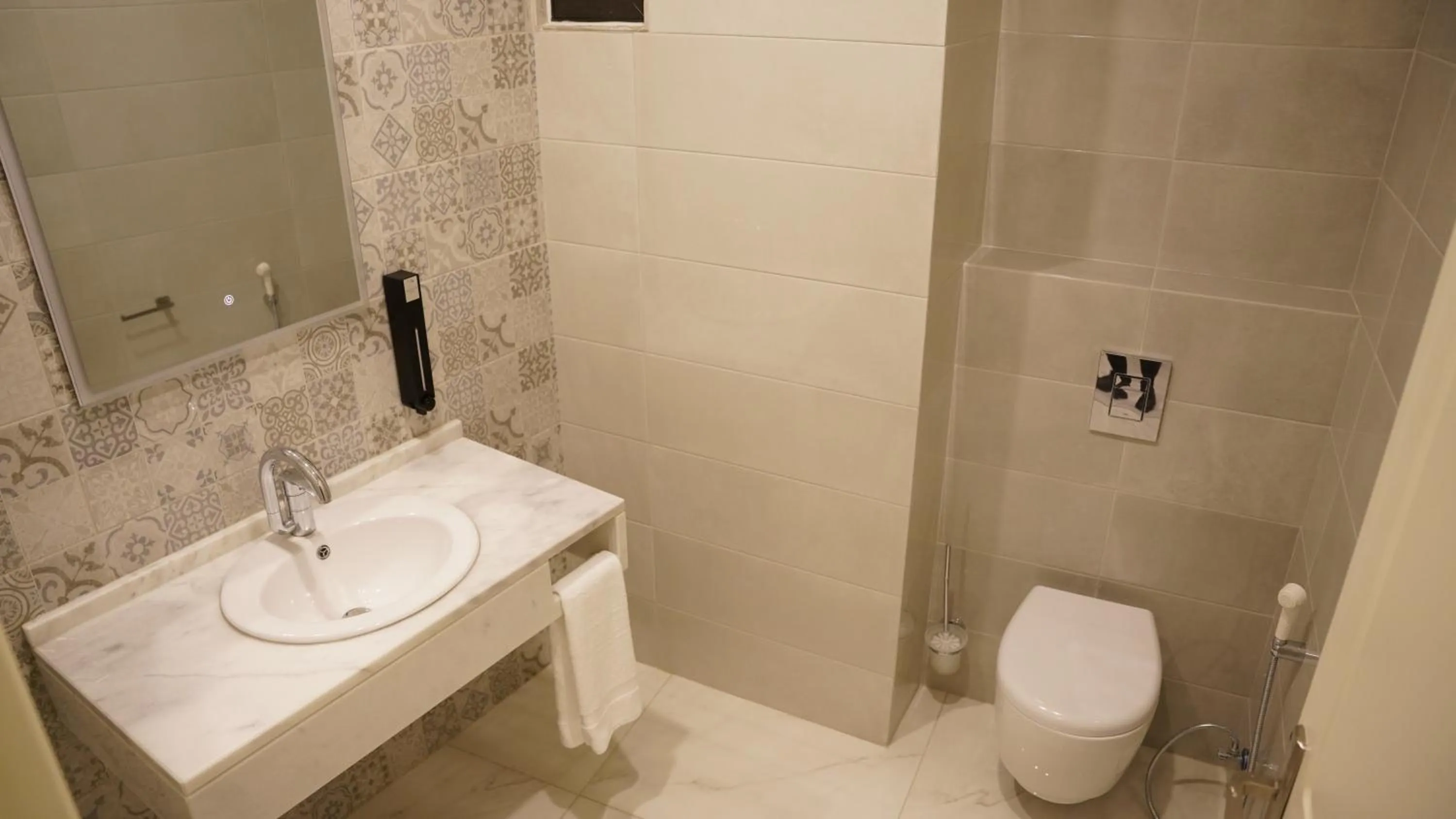 Toilet in Sukoon Hotel Amman