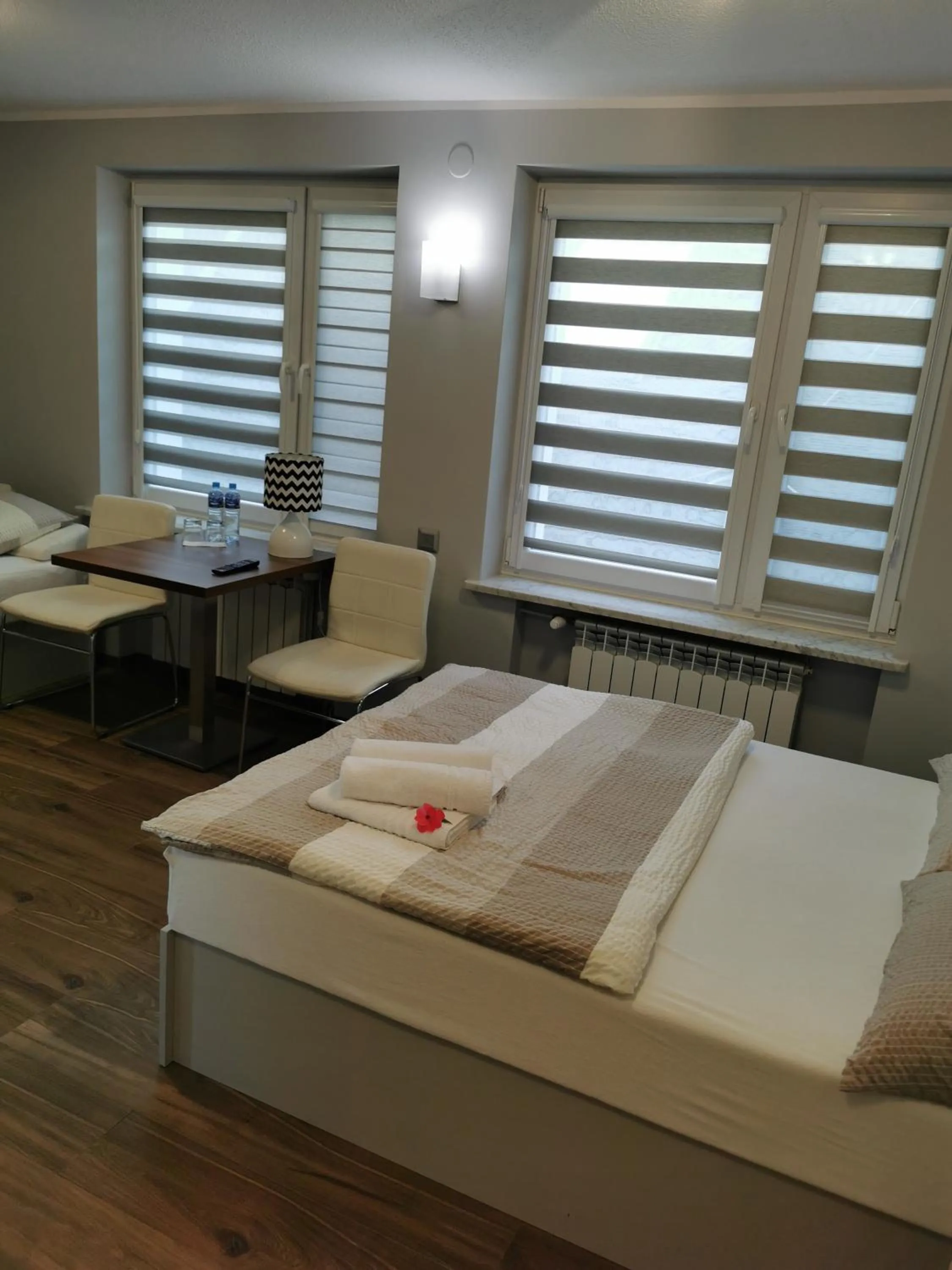 Photo of the whole room, Bed in 10 Bed And Breakfast
