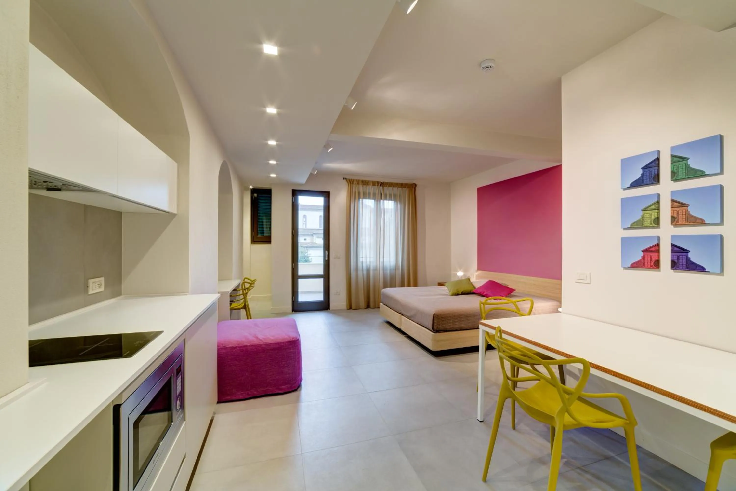 Bed in Palazzo Mannaioni Suites