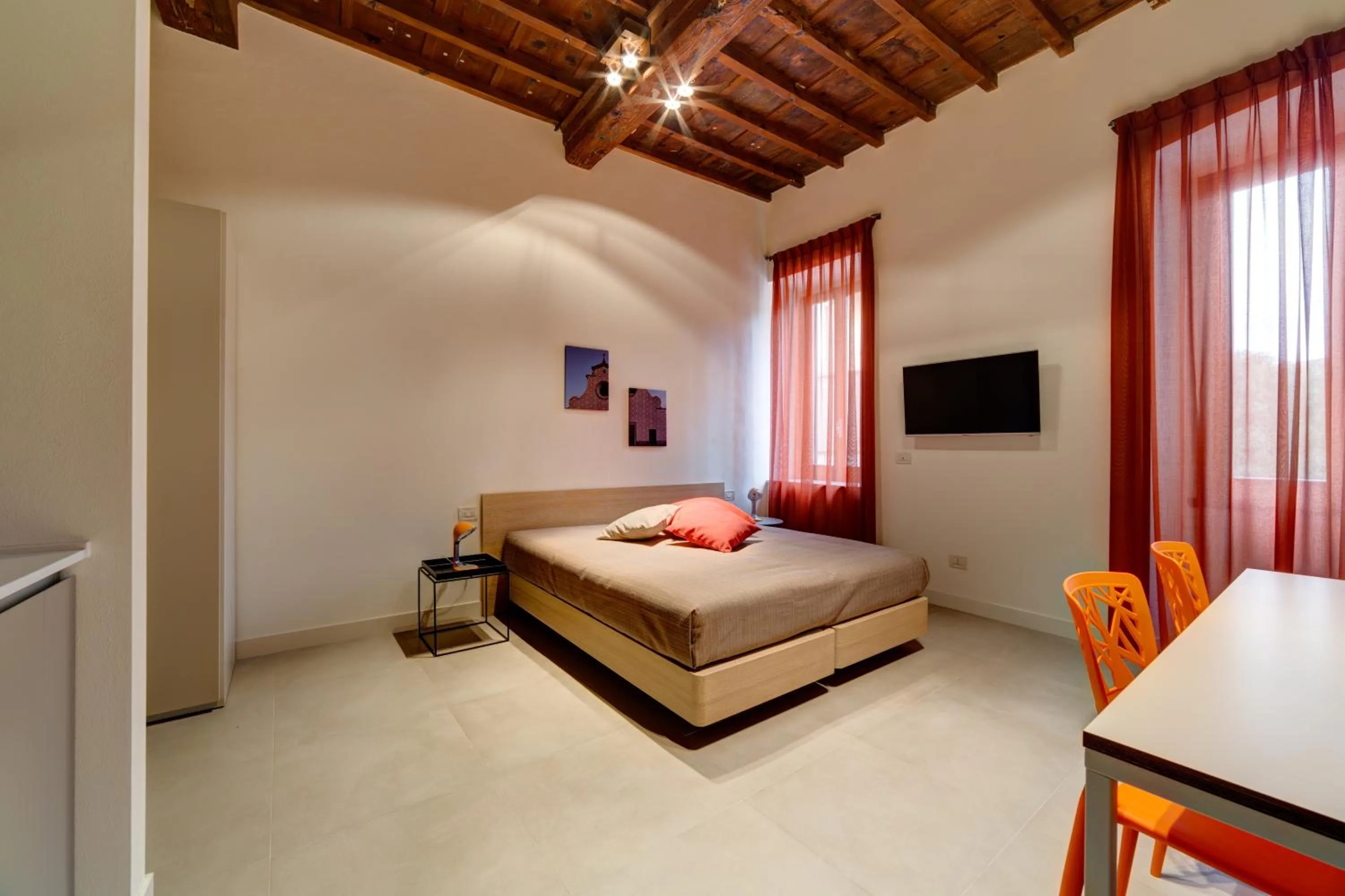 Bed in Palazzo Mannaioni Suites