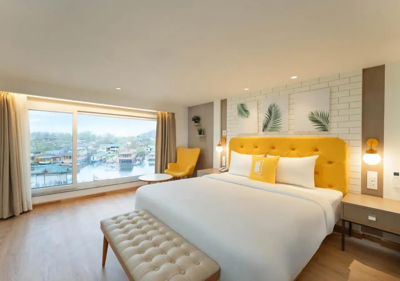 View (from property/room), Bed in Bloom Boutique l Dal Lake View (from property/room), Bed in Bloom Boutique l Dal Lake