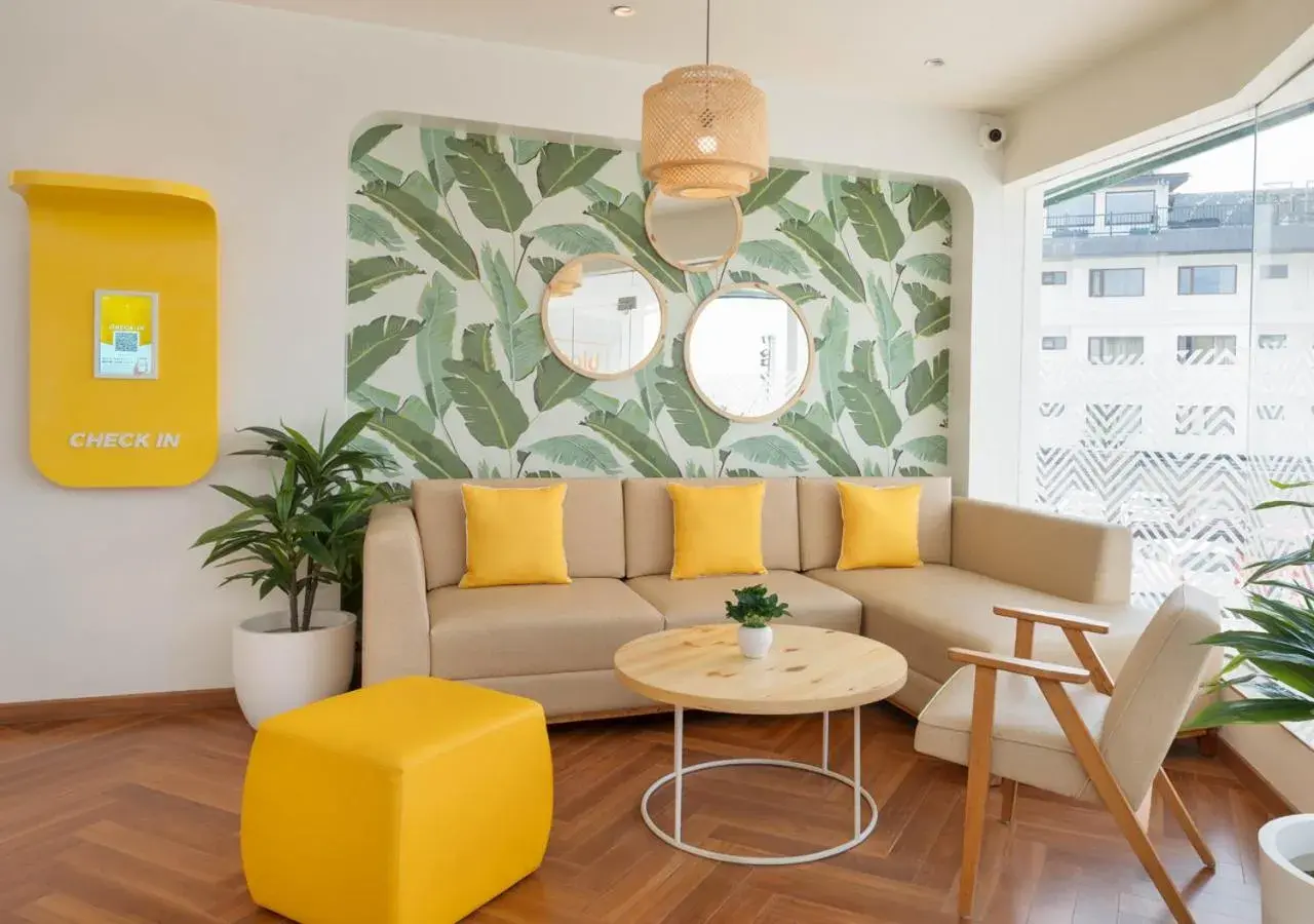 Lobby or reception in Bloom Boutique l Dal Lake Lobby or reception in Bloom Boutique l Dal Lake