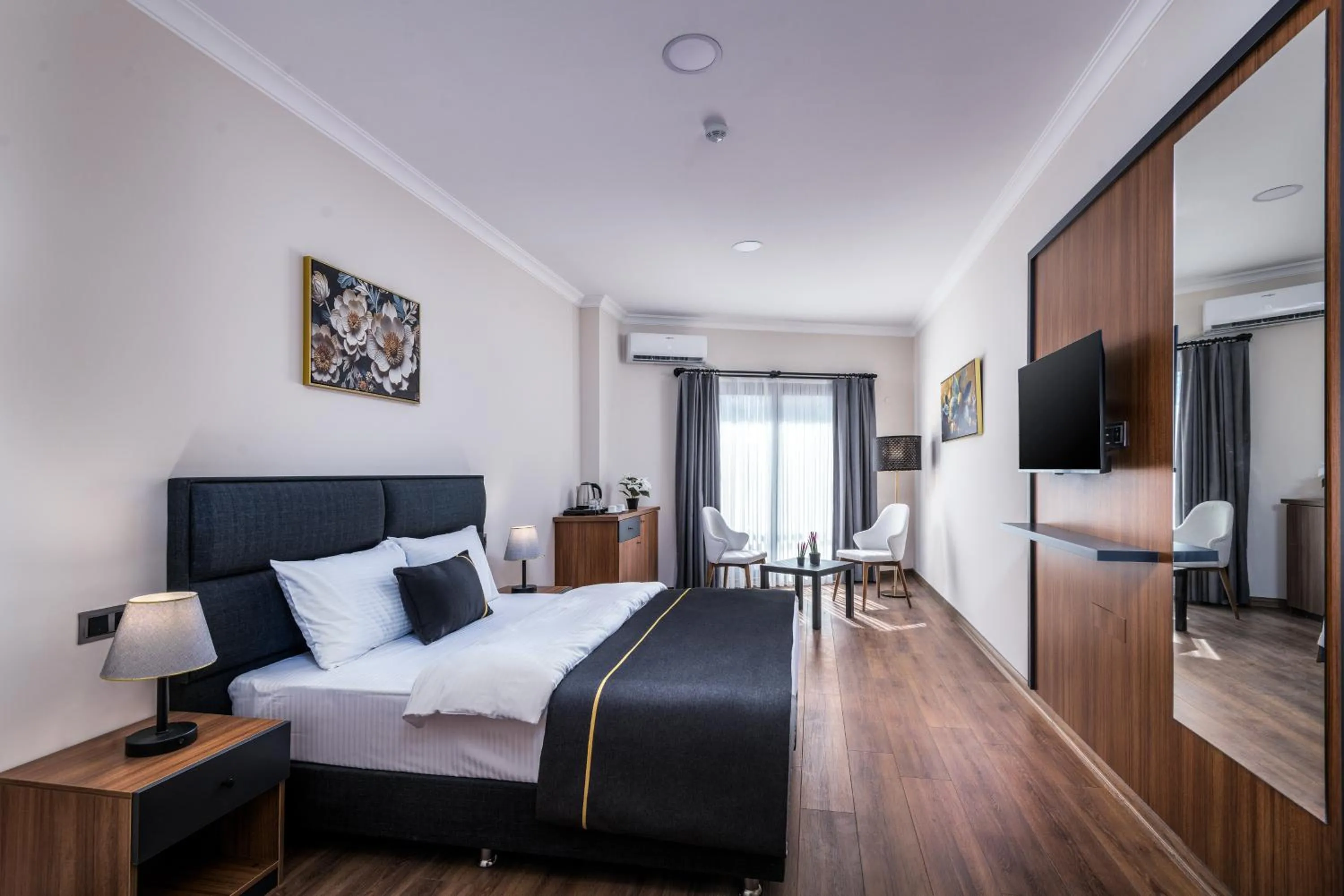 Bed in sh hotel business