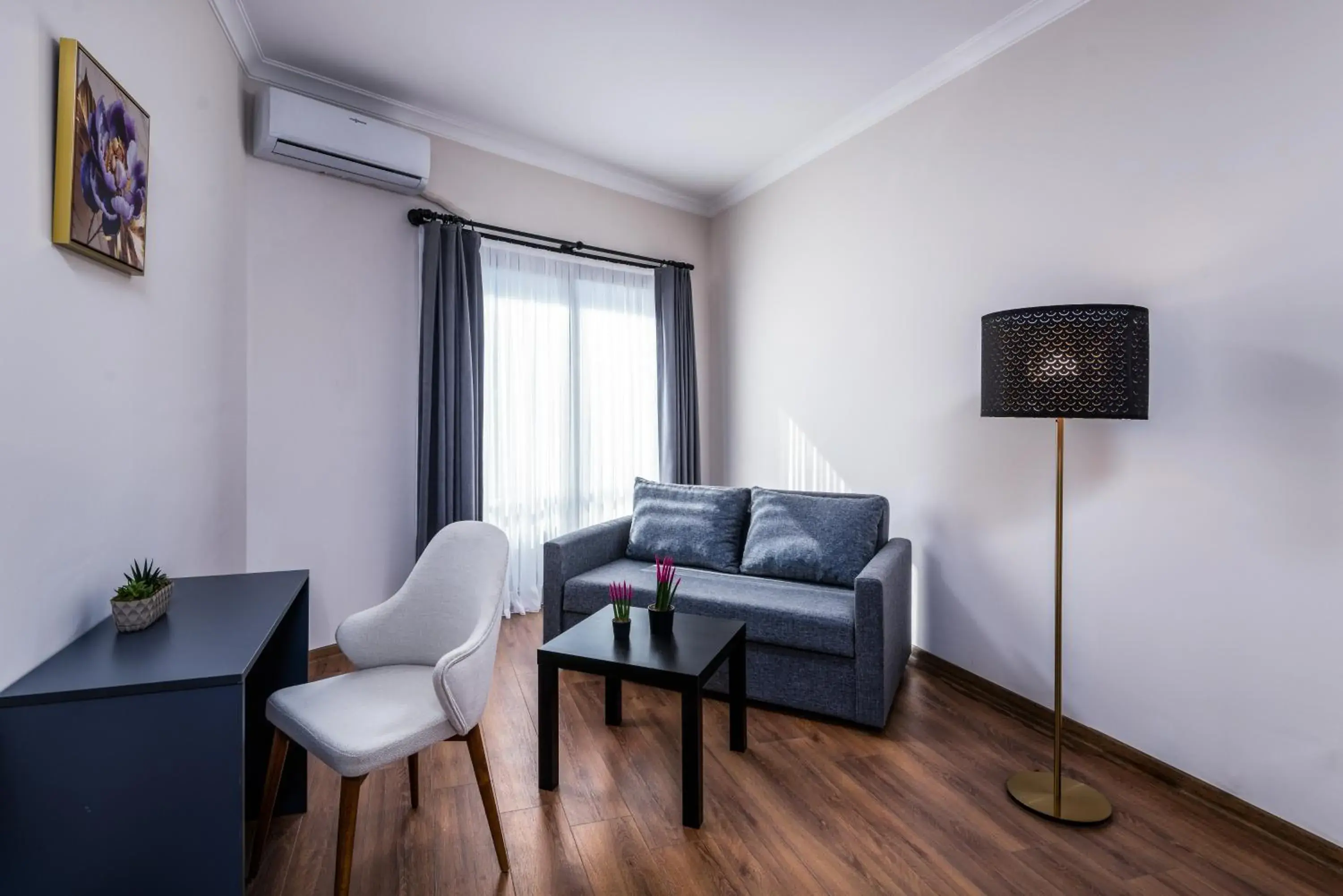 Family Room in sh hotel business Family Room in sh hotel business