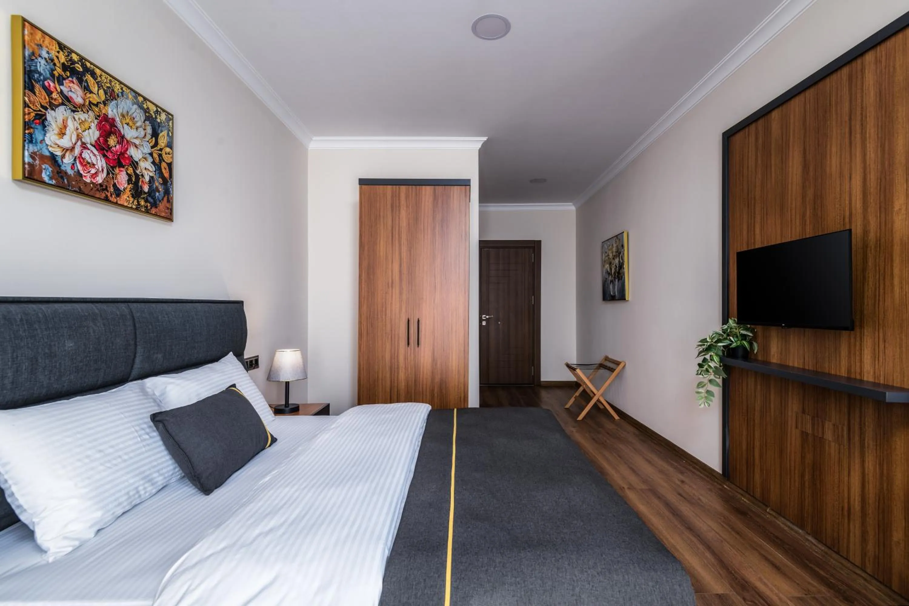 Photo of the whole room, Bed in sh hotel business