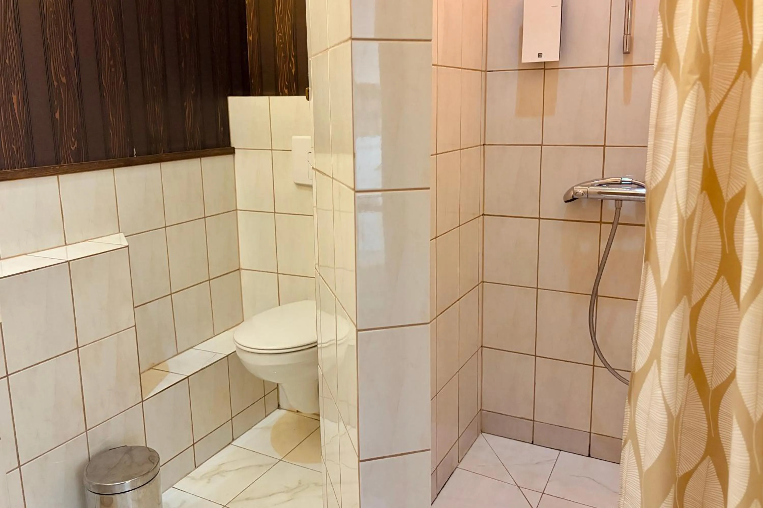 Bathroom in Pod Wzgórzem Bed & Breakfast
