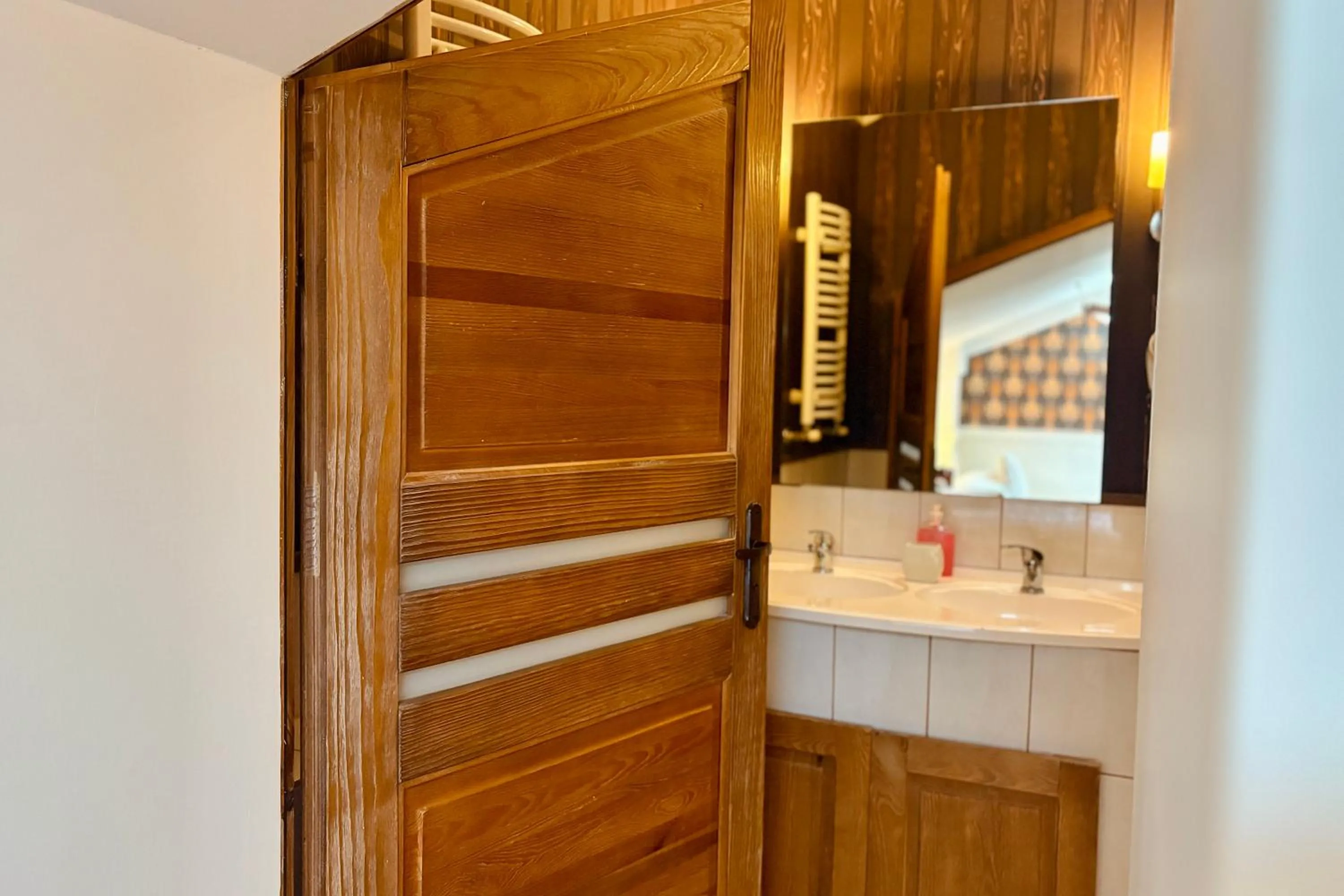 Bathroom in Pod Wzgórzem Bed & Breakfast