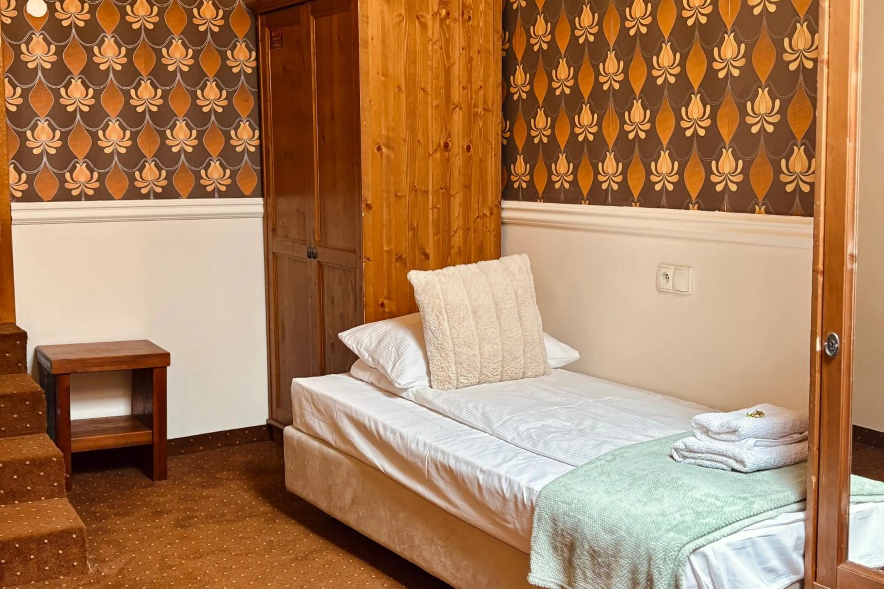 Bed in Pod Wzgórzem Bed & Breakfast