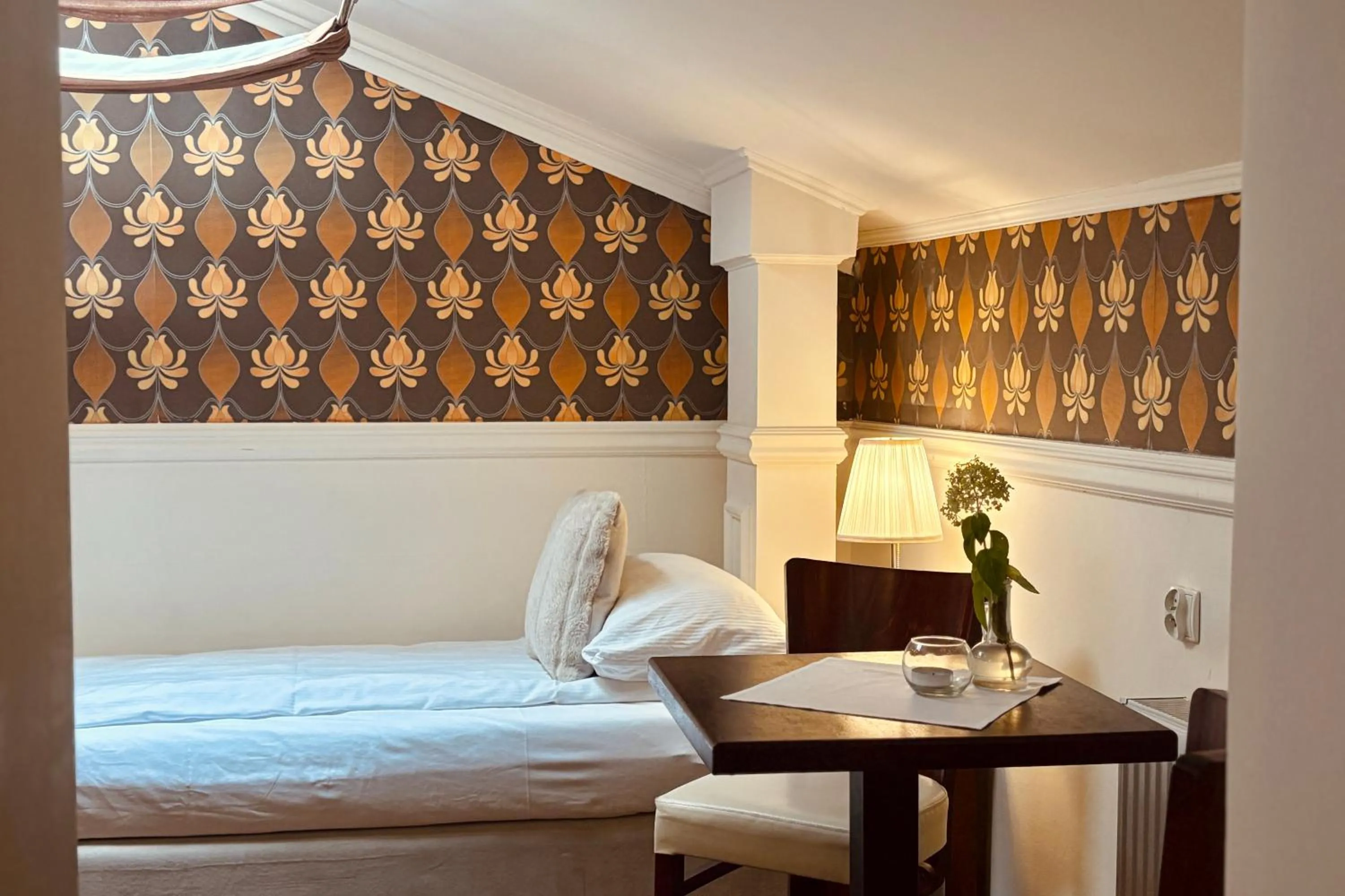 Photo of the whole room, Bed in Pod Wzgórzem Bed & Breakfast