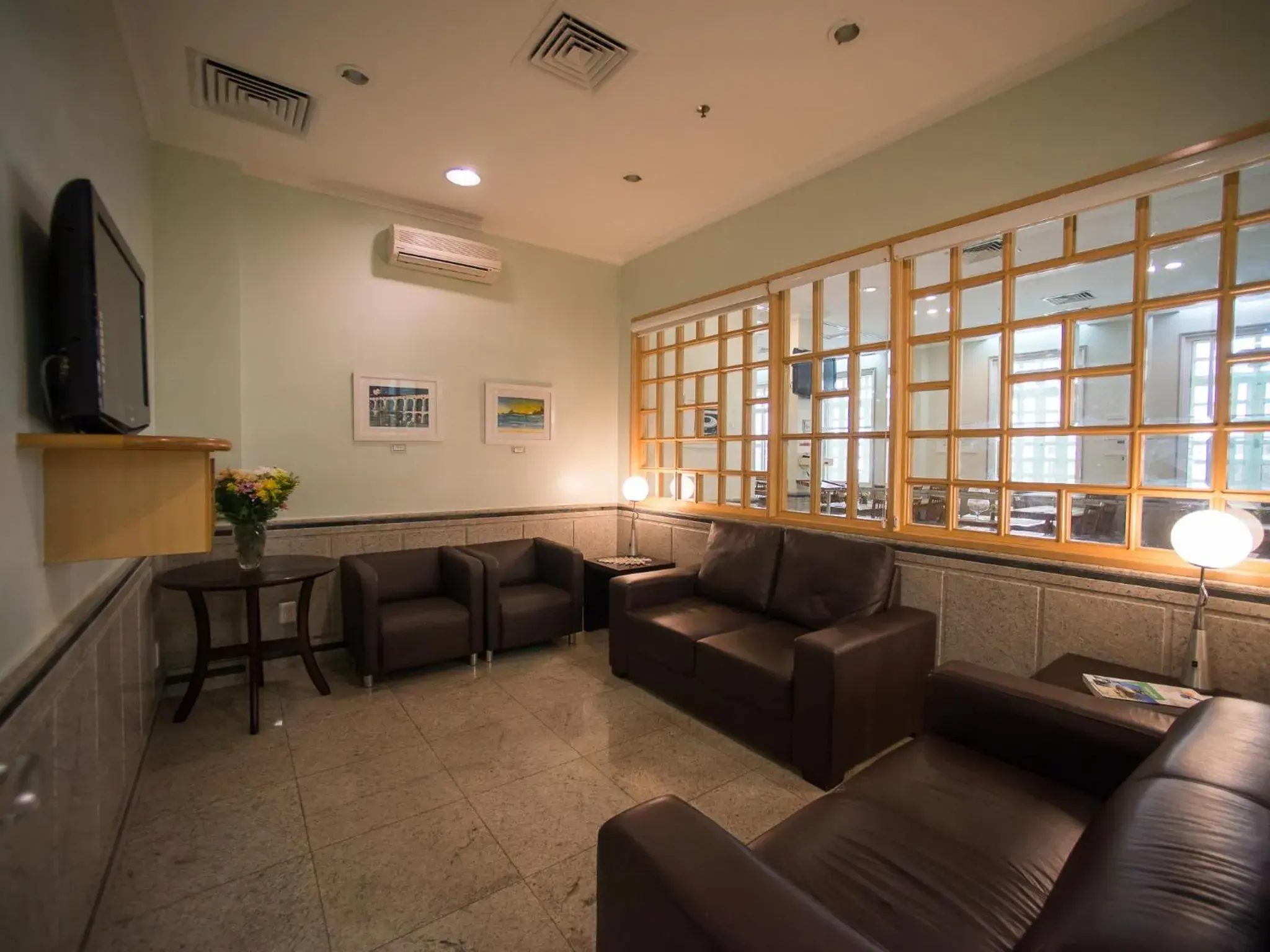 Lobby or reception in Hotel Regina Rio de Janeiro Lobby or reception in Hotel Regina Rio de Janeiro