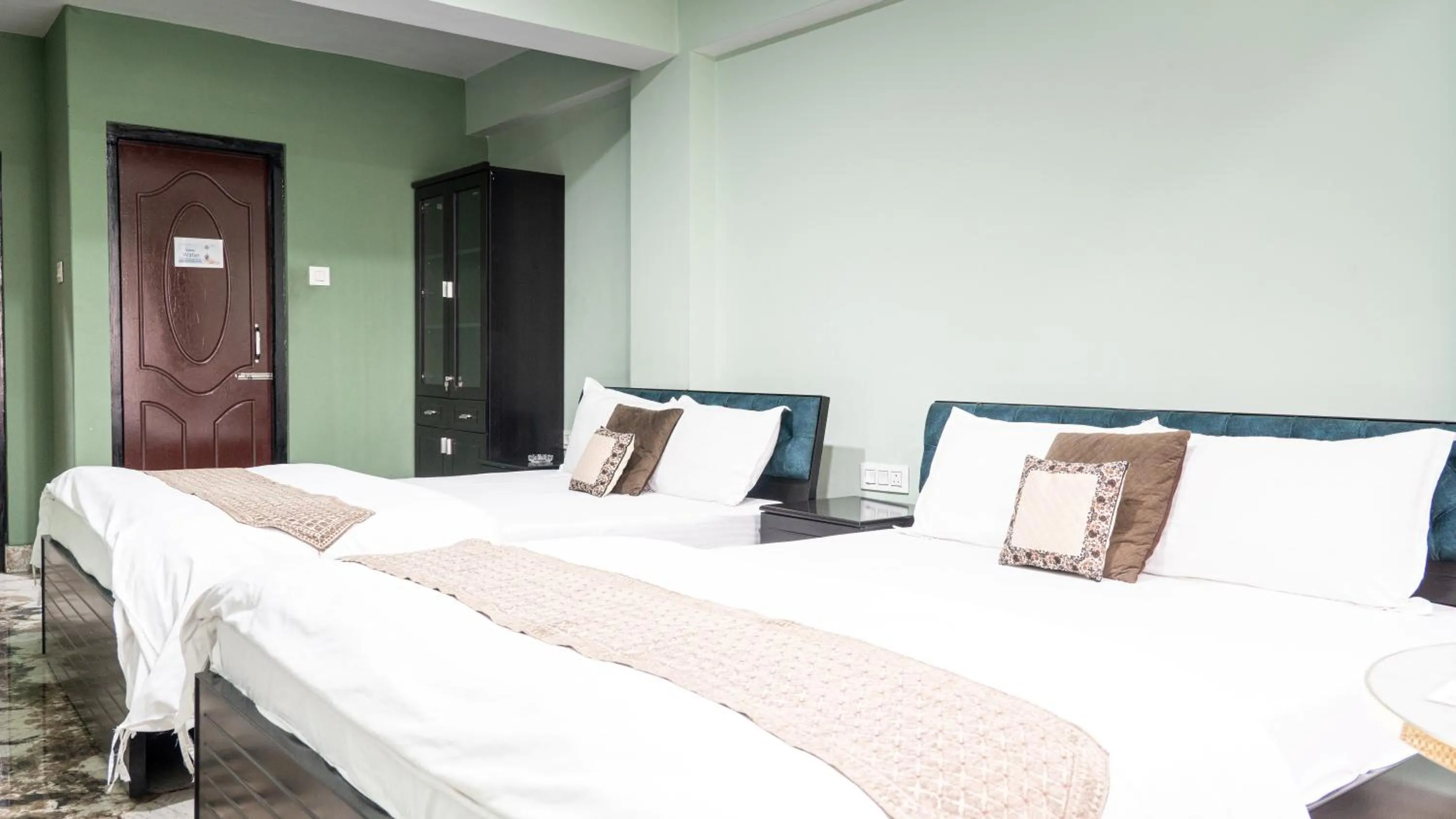 Photo of the whole room, Bed in Darjeeling Homes The Grace